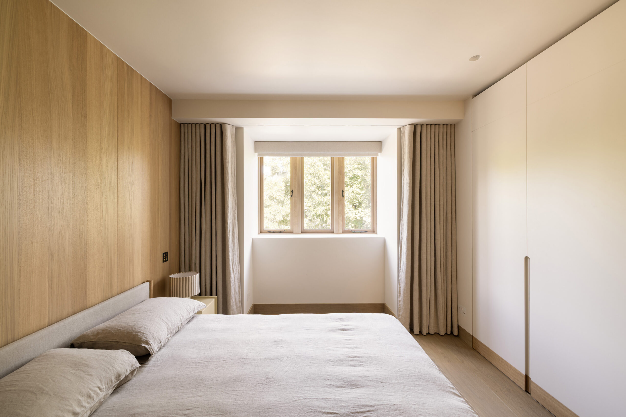Domus-Nova-Kensington-House-For-Rent-Abbotsbury-Road-13_Lo