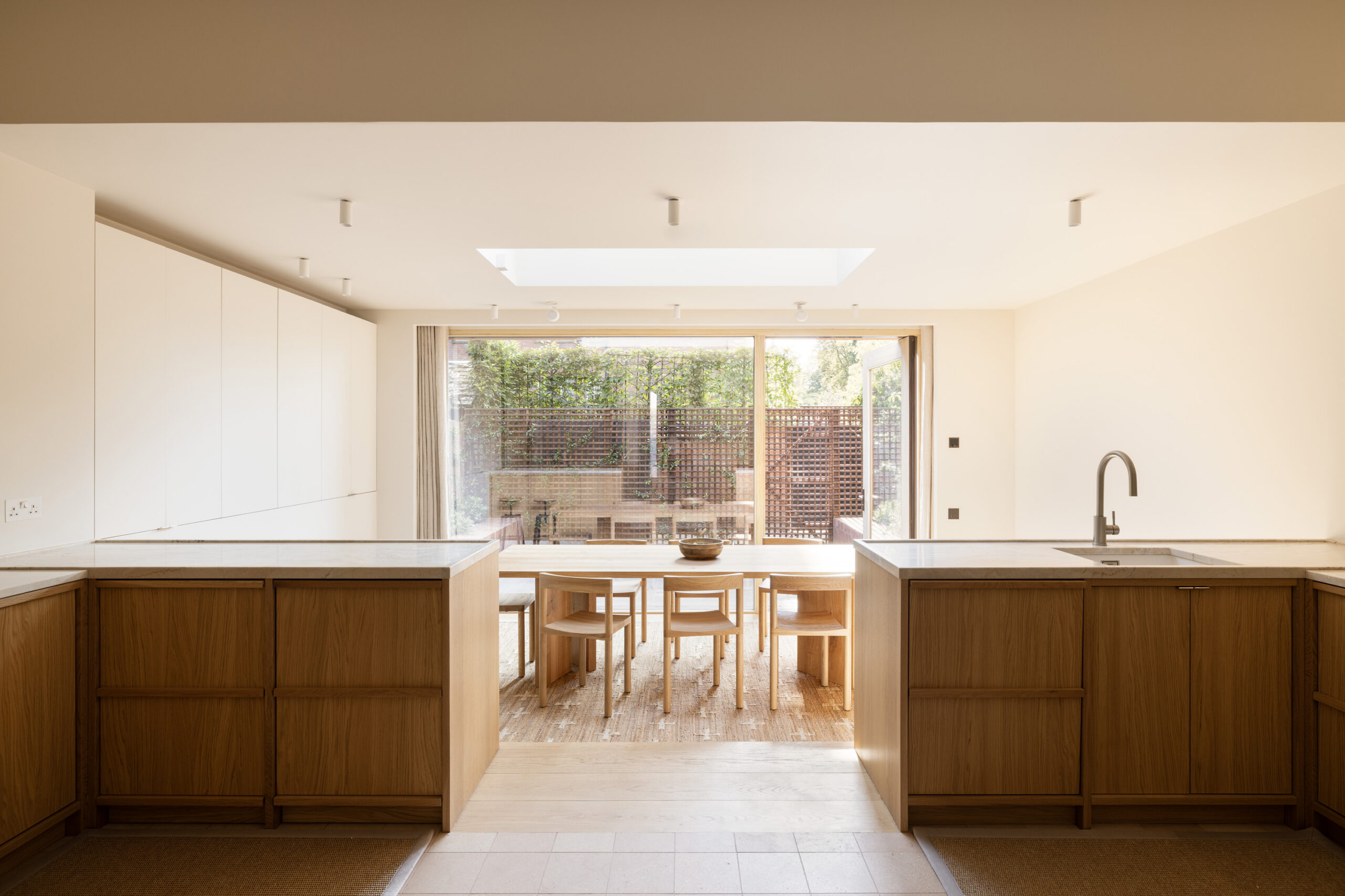 Domus-Nova-Kensington-House-For-Rent-Abbotsbury-Road-32_Lo