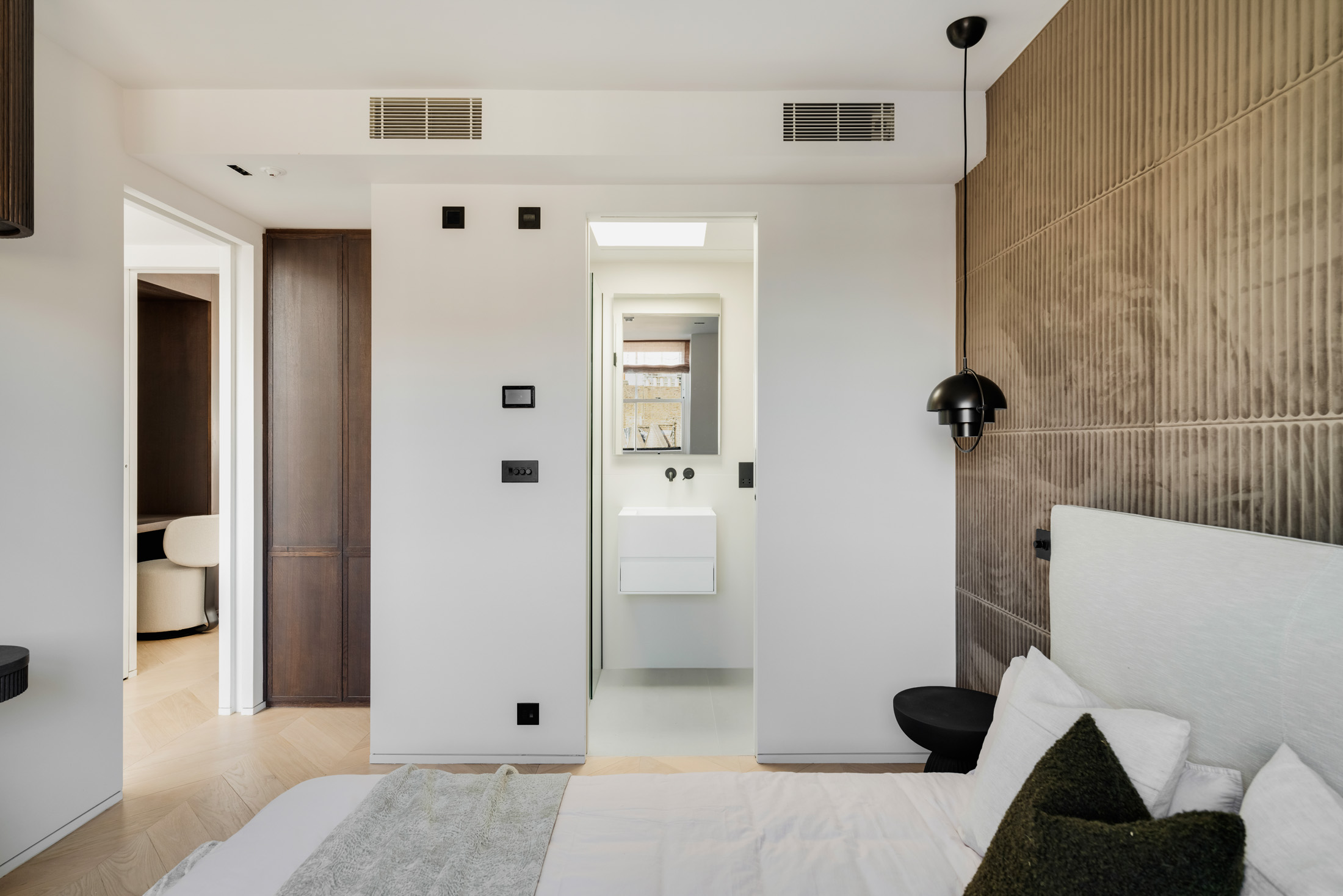 Domus-Nova-Kensington-House-For-Rent-Berkeley-Gardens (45)