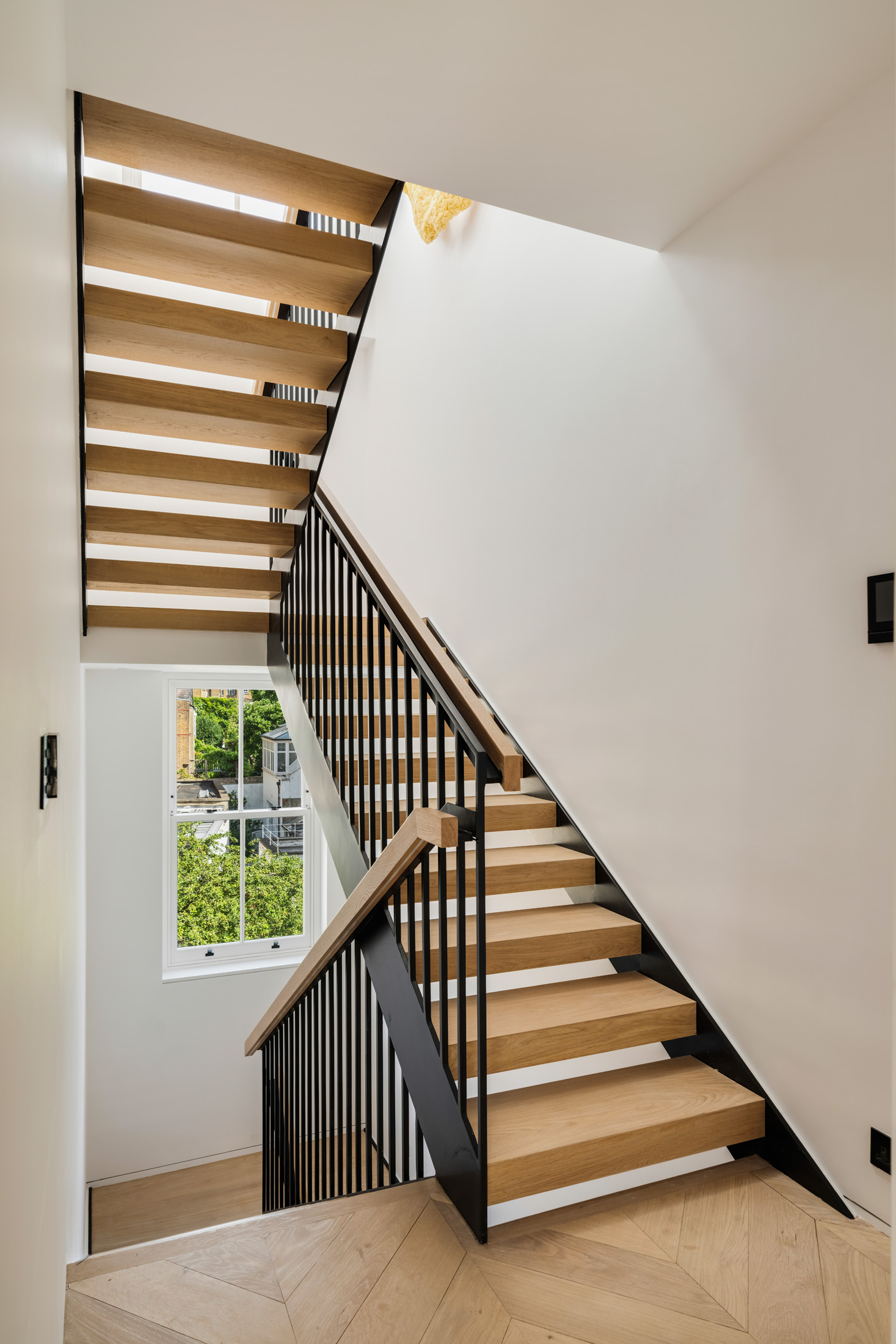 Domus-Nova-Kensington-House-For-Rent-Berkeley-Gardens (54)