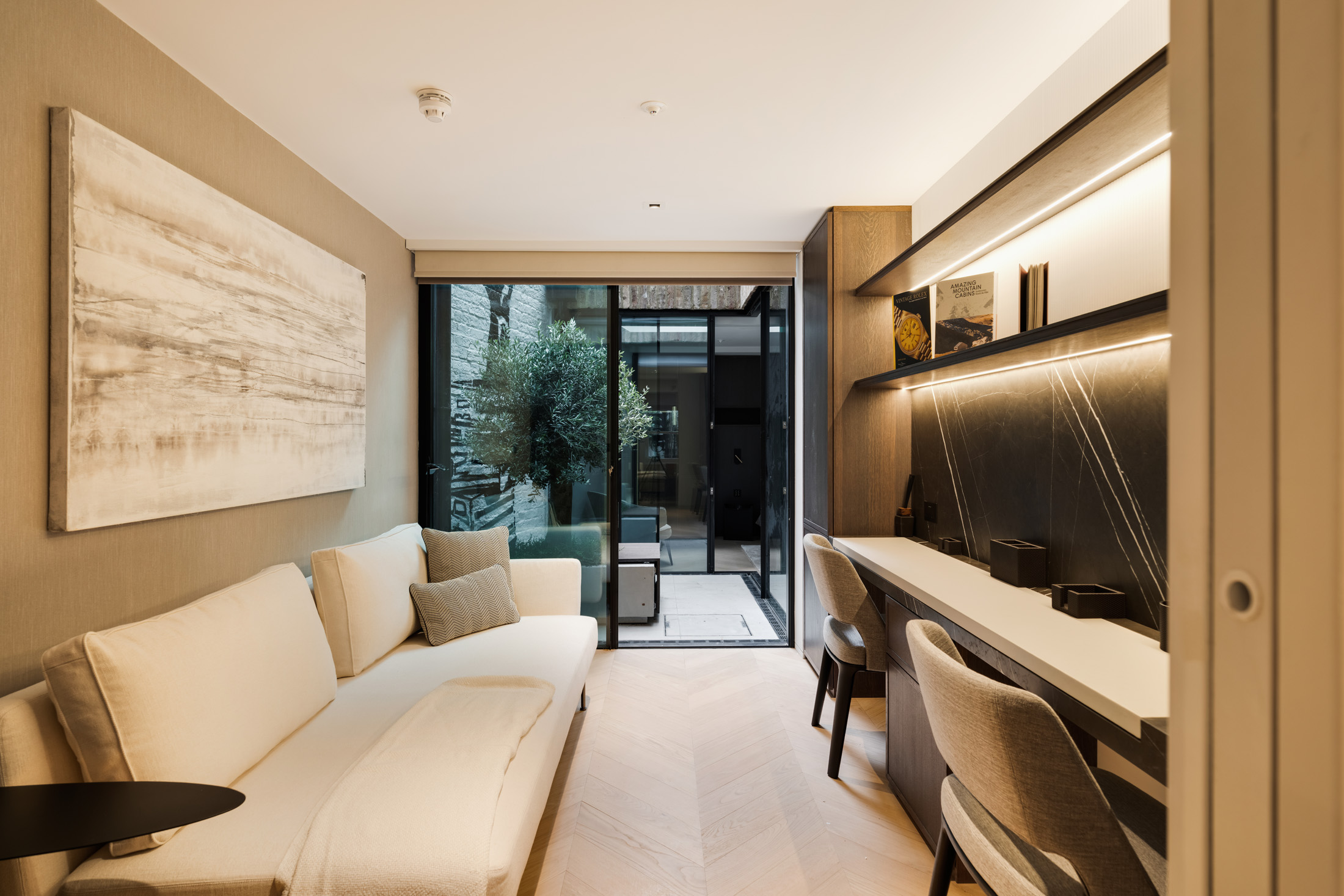 Domus-Nova-Kensington-House-For-Rent-Berkeley-Gardens (79)