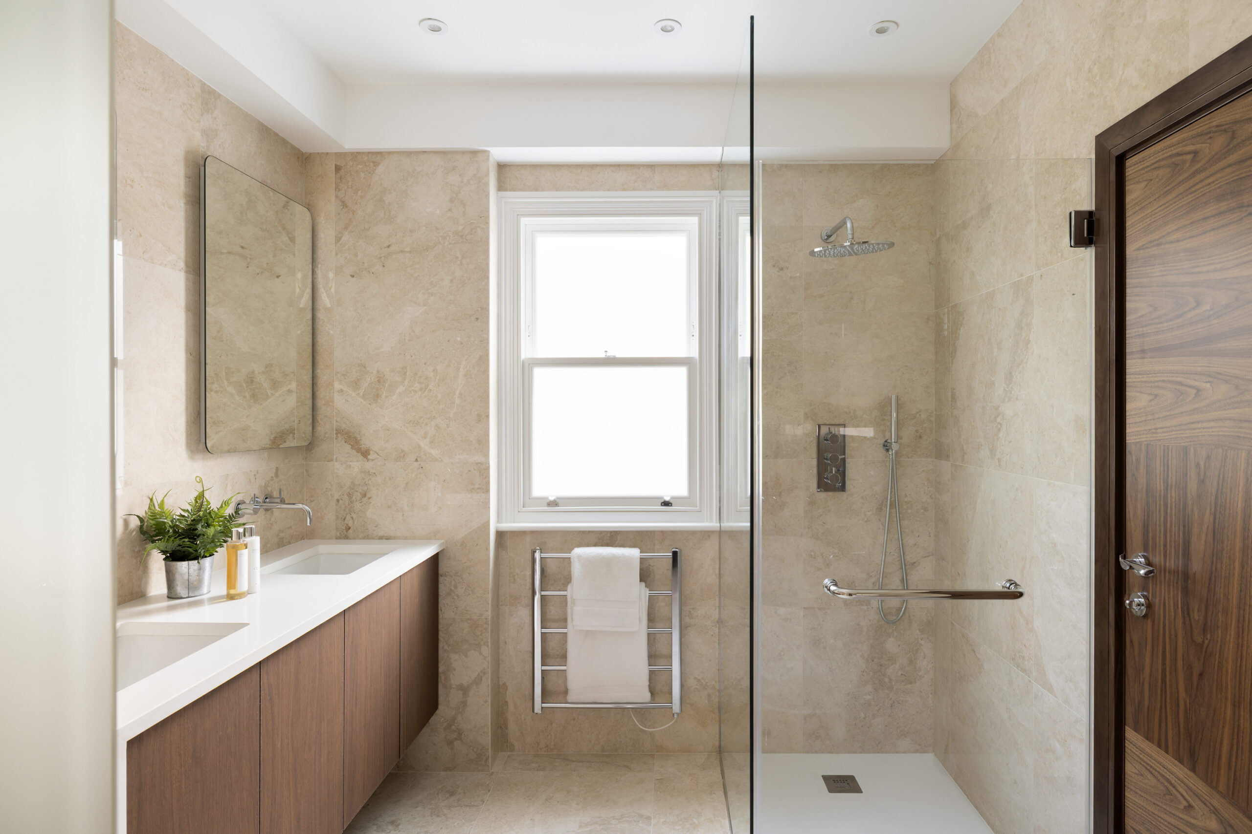 Domus-Nova-Kensington-House-For-Rent-Lexham-Mews-Blue-25_Lo