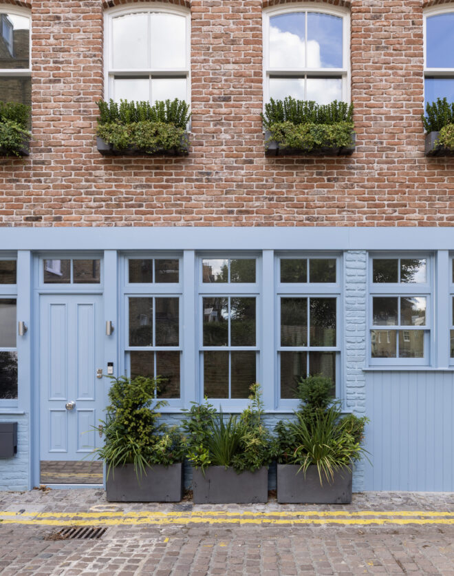 Domus-Nova-Kensington-House-For-Rent-Lexham-Mews-Blue-33_Lo