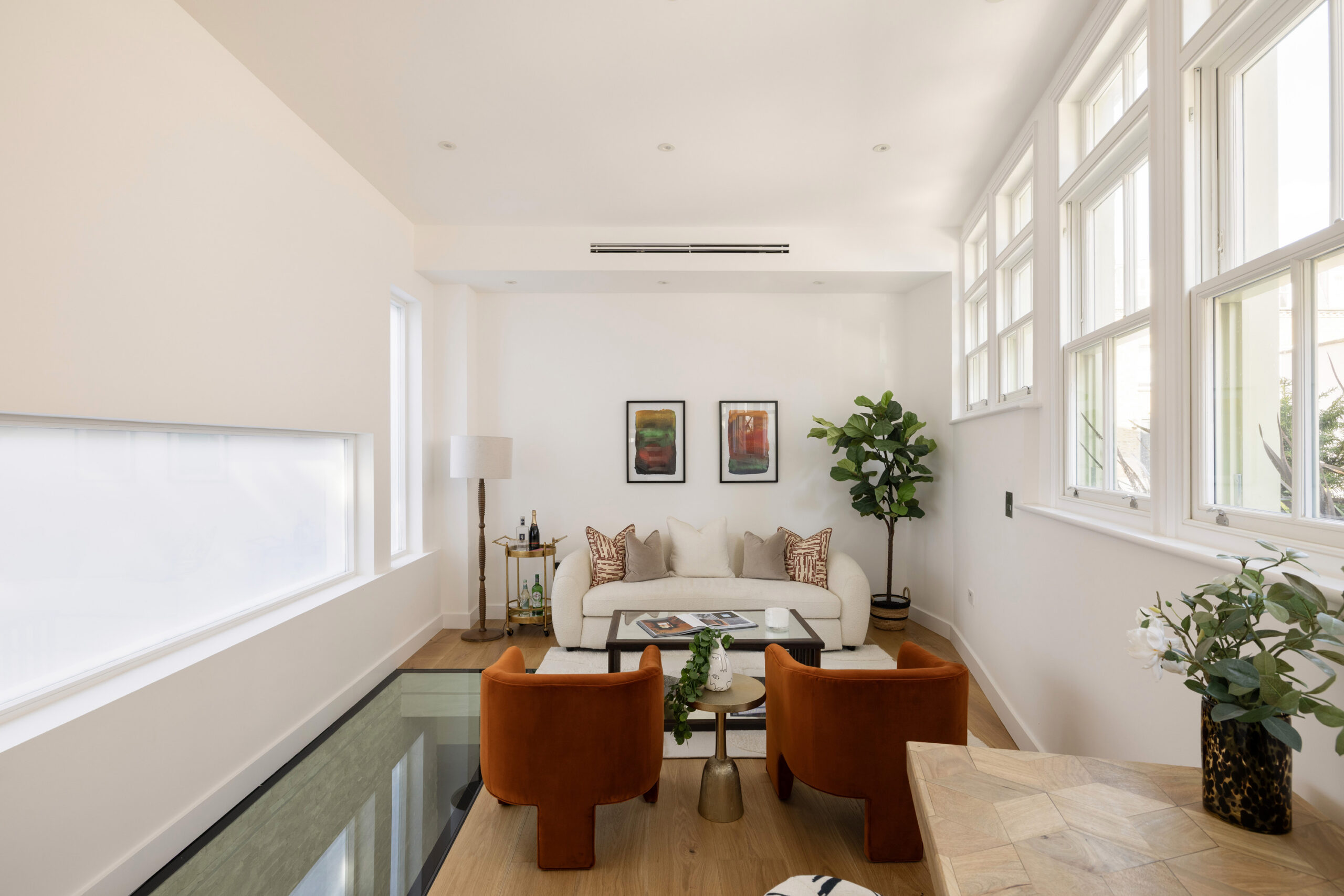 Domus-Nova-Kensington-House-For-Rent-Lexham-Mews-Green-11_Lo