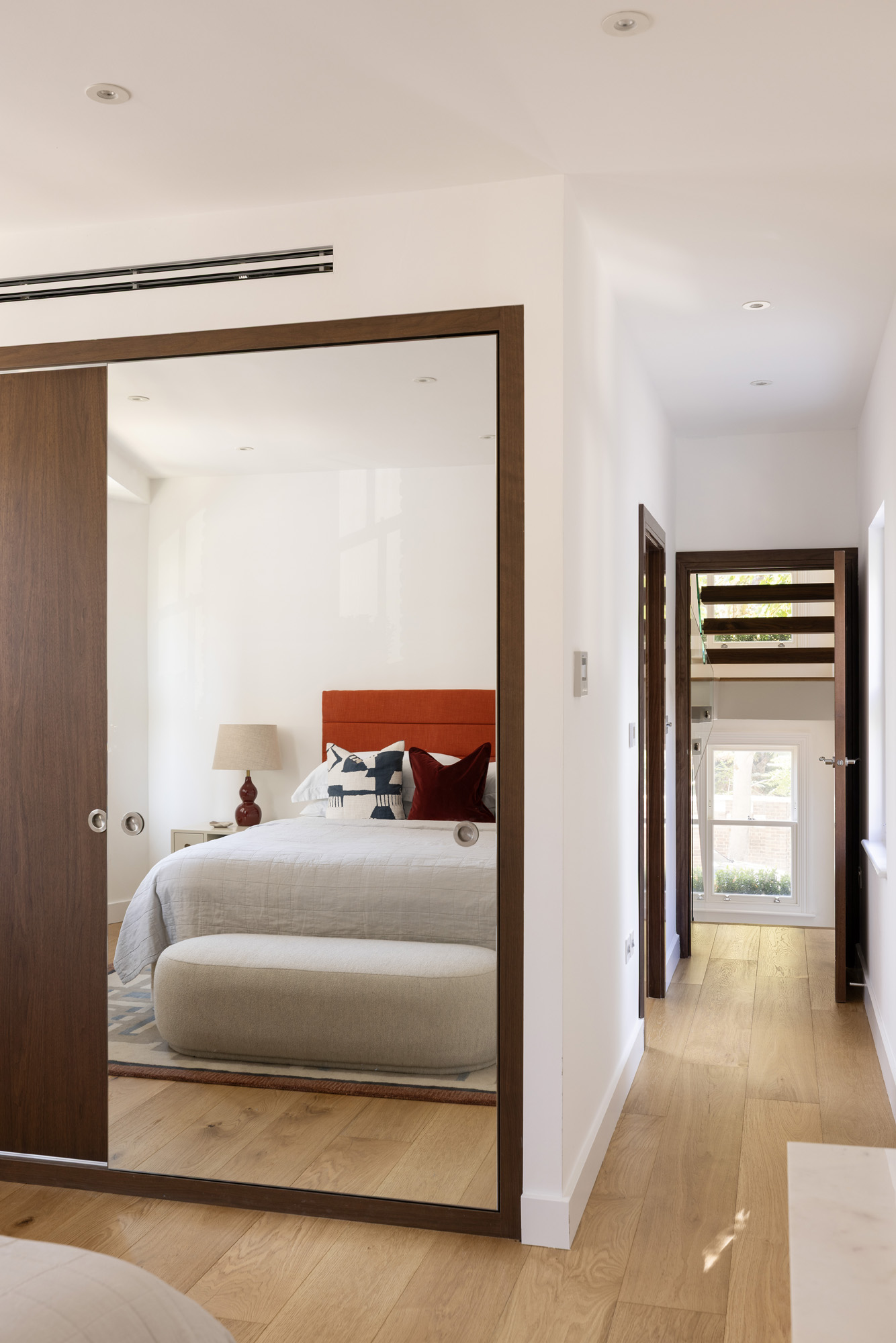 Domus-Nova-Kensington-House-For-Rent-Lexham-Mews-Green-21_Lo