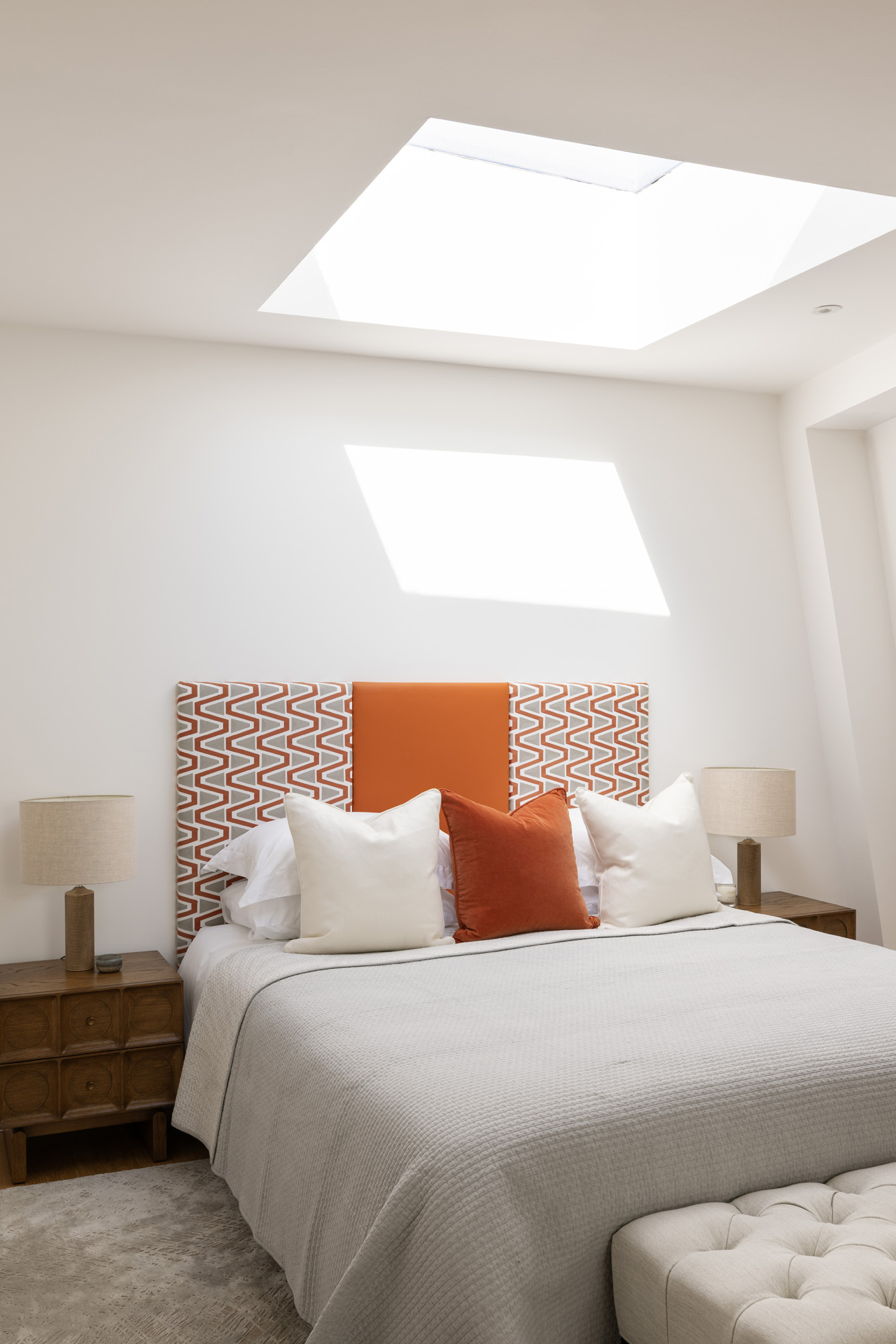 Domus-Nova-Kensington-House-For-Rent-Lexham-Mews-Green-28_Lo
