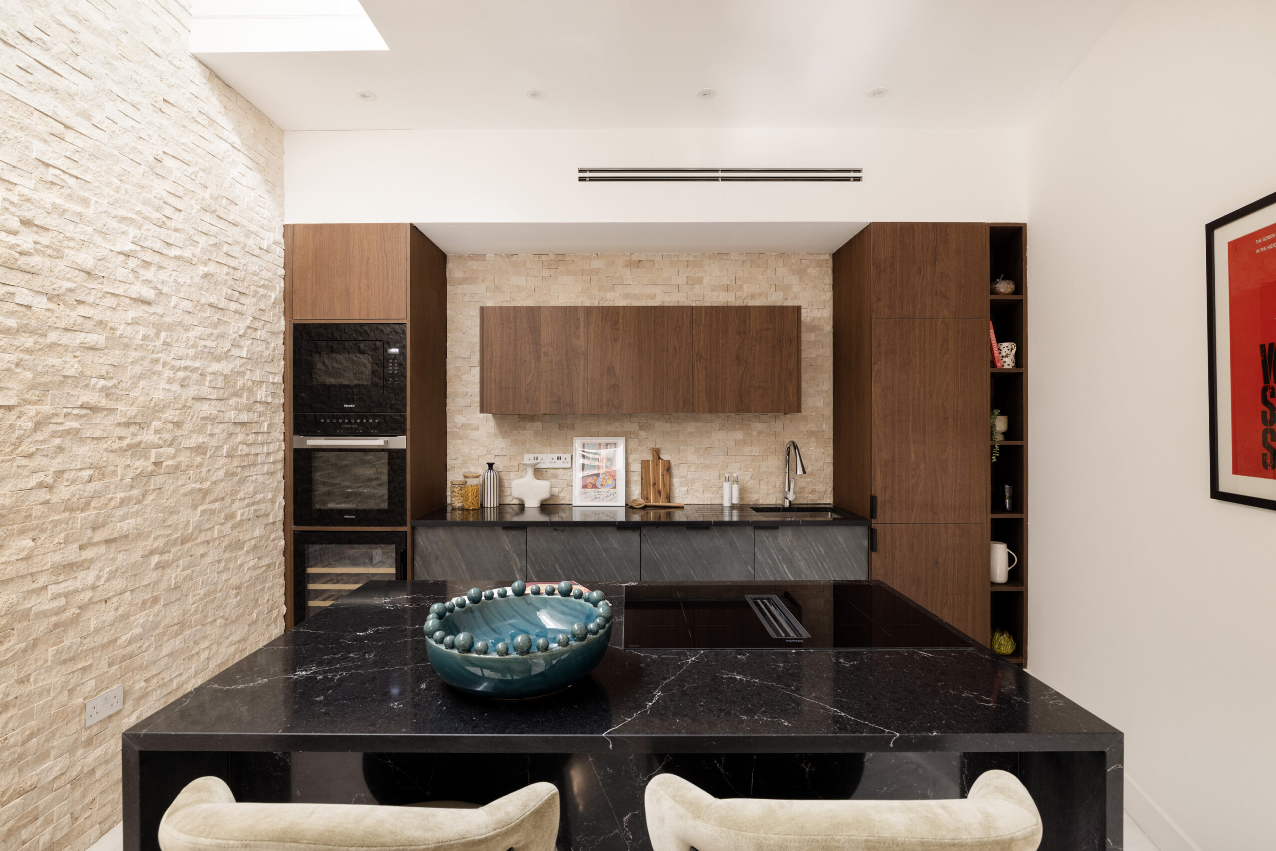 Domus-Nova-Kensington-House-For-Rent-Lexham-Mews-Green-2_Lo