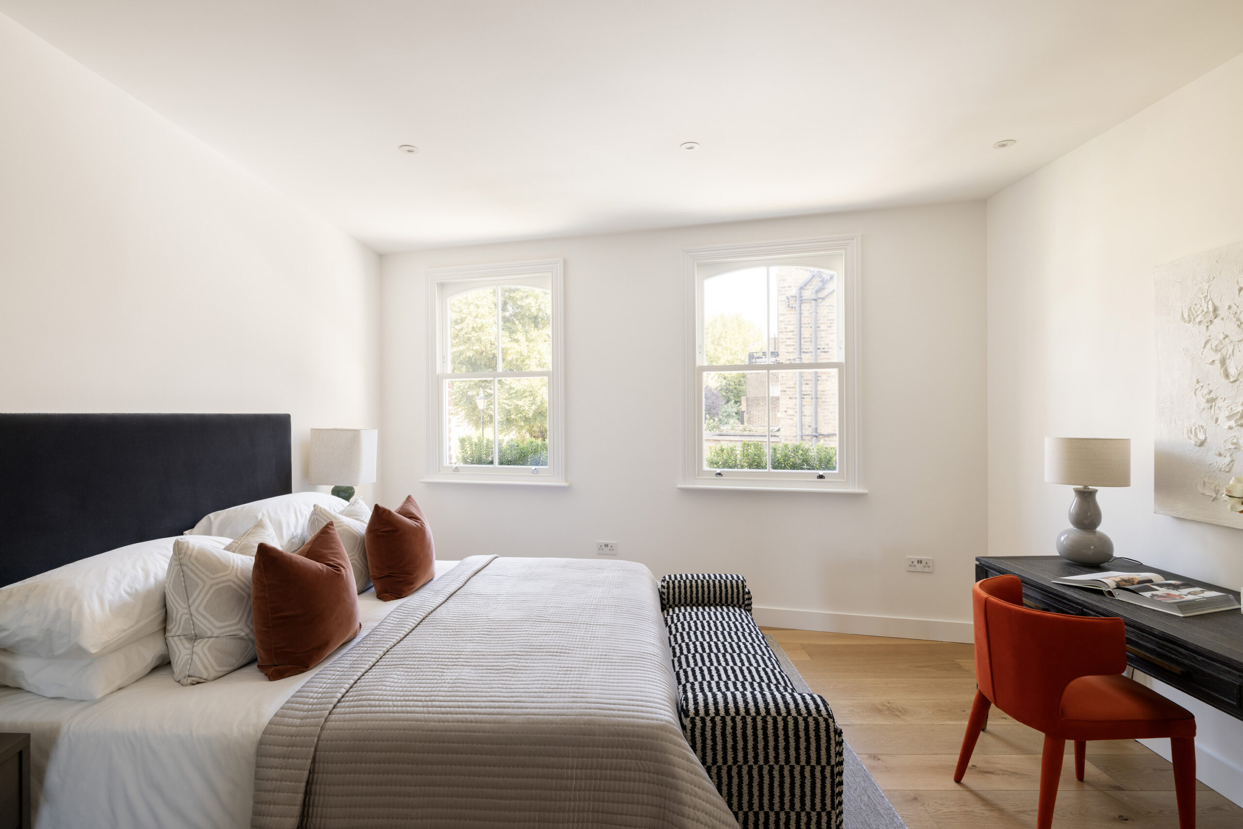 Domus-Nova-Kensington-House-For-Rent-Lexham-Mews-Yellow-11_Lo