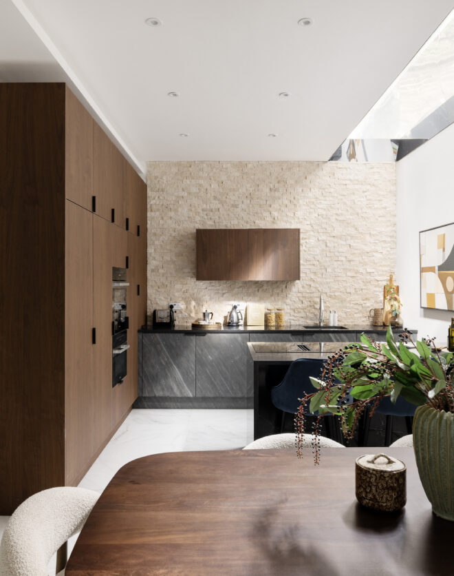 Domus-Nova-Kensington-House-For-Rent-Lexham-Mews-Yellow-15_Lo