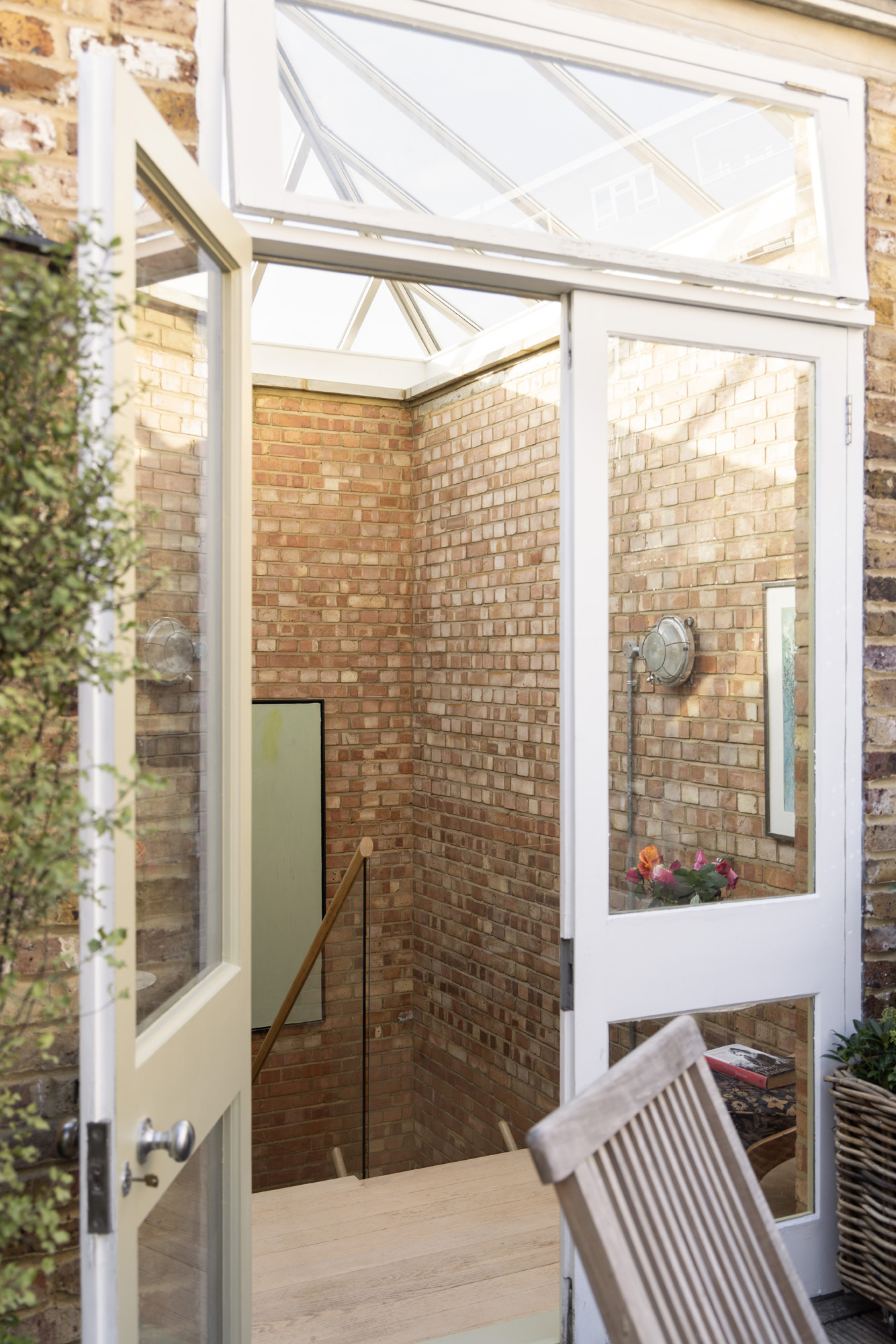 Domus-Nova-Ladbroke-Grove-House-For-Sale-Hewer-Street-31_Lo