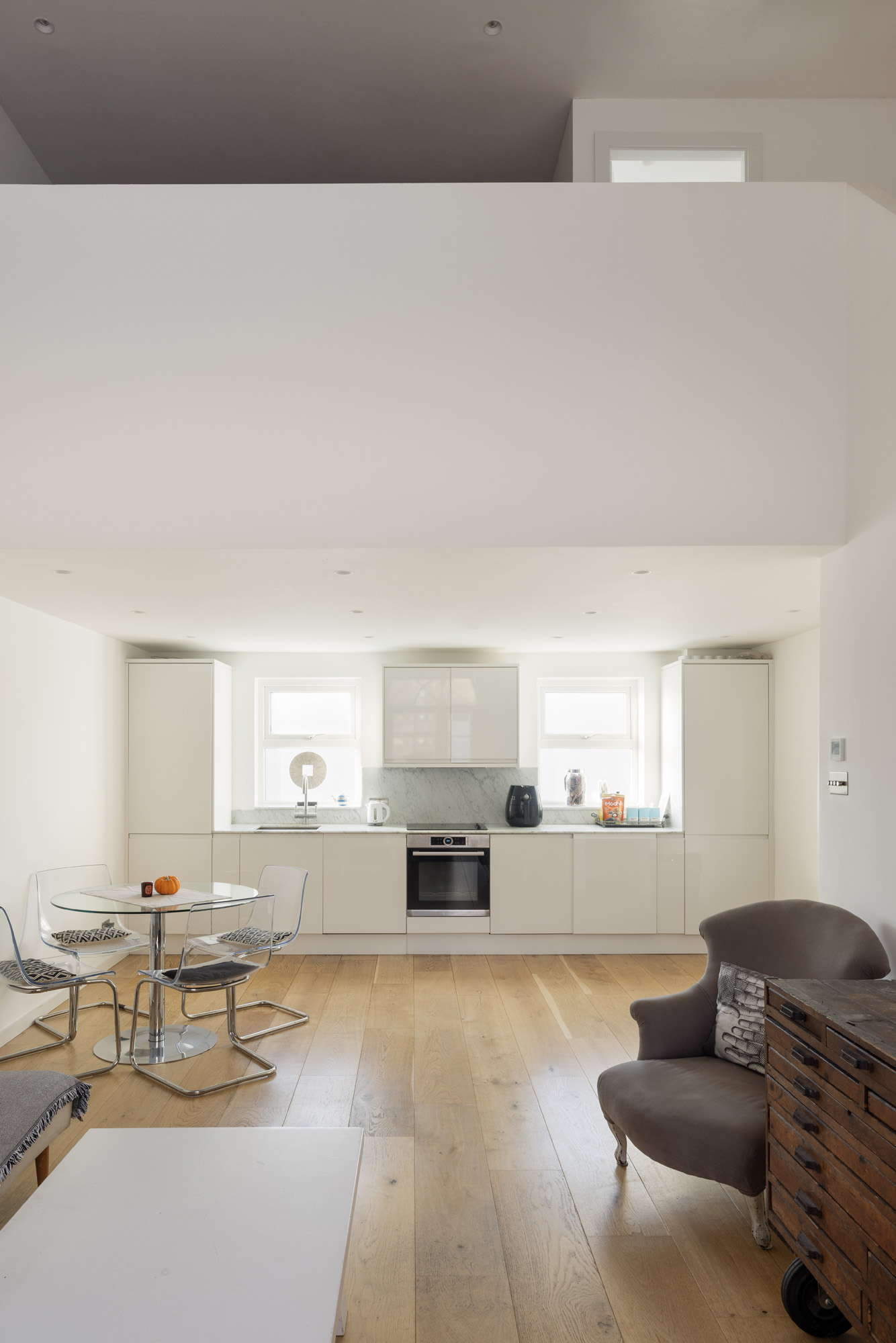 Domus-Nova-Ladbroke-Grove-House-For-Sale-Trinity-Mews-6_Lo