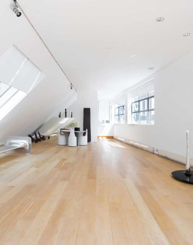 For Sale: Powis Mews Notting Hill W11 contemporary reception room with blonde wood floors