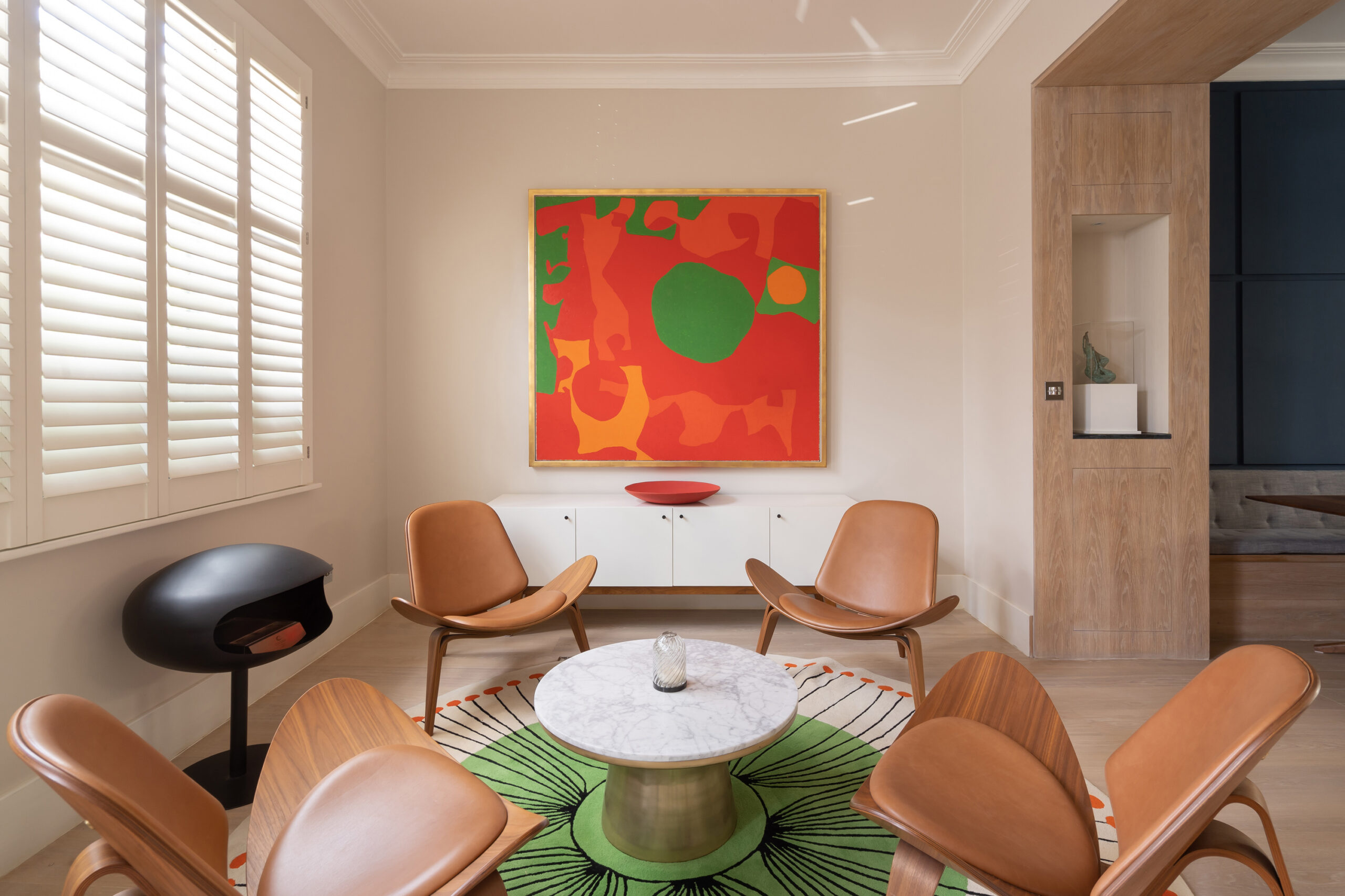 For Rent: Well Road Hampstead NW3 luxury living room with contemporary artwork and chairs