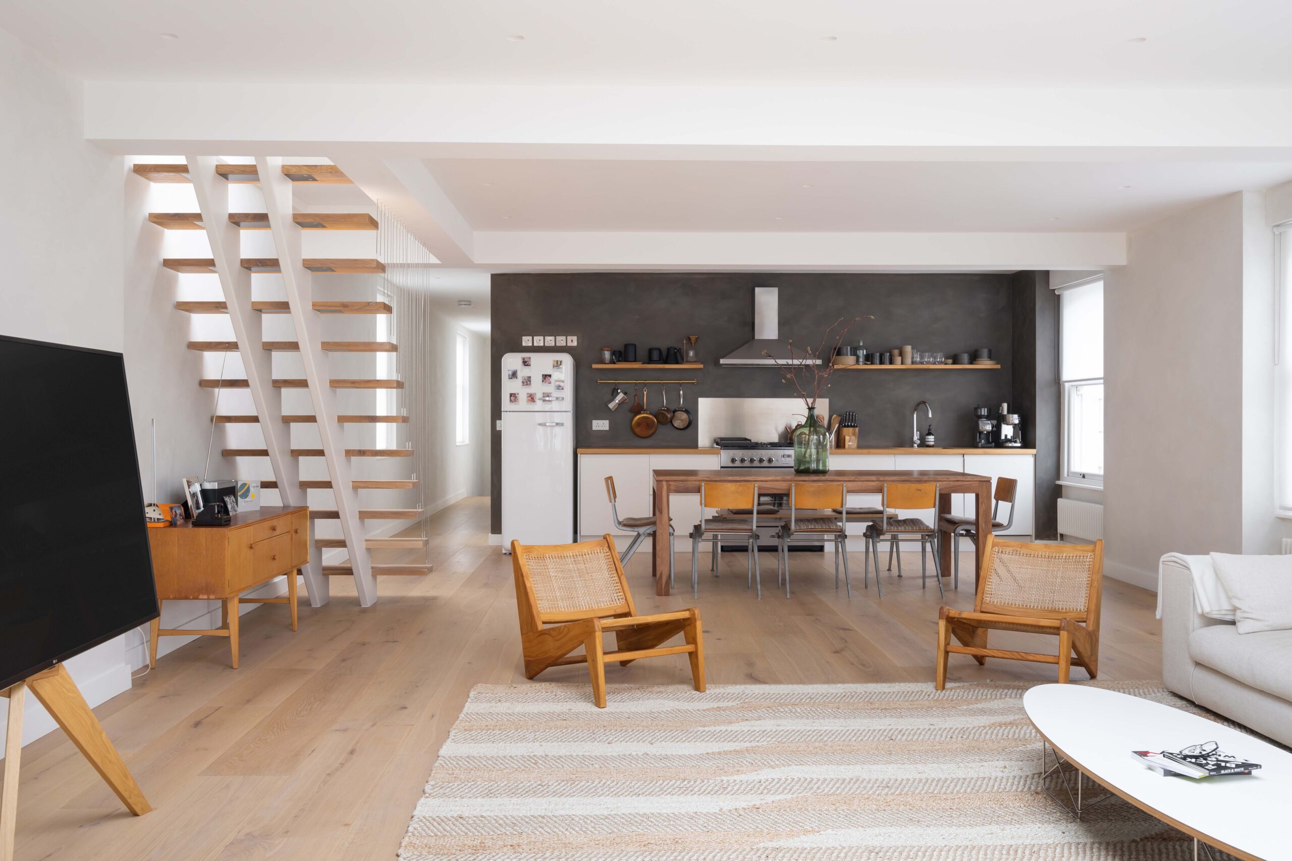 For Sale: Westbourne Grove Notting Hill W11 open-plan kitchen and living room with Scandi interior design