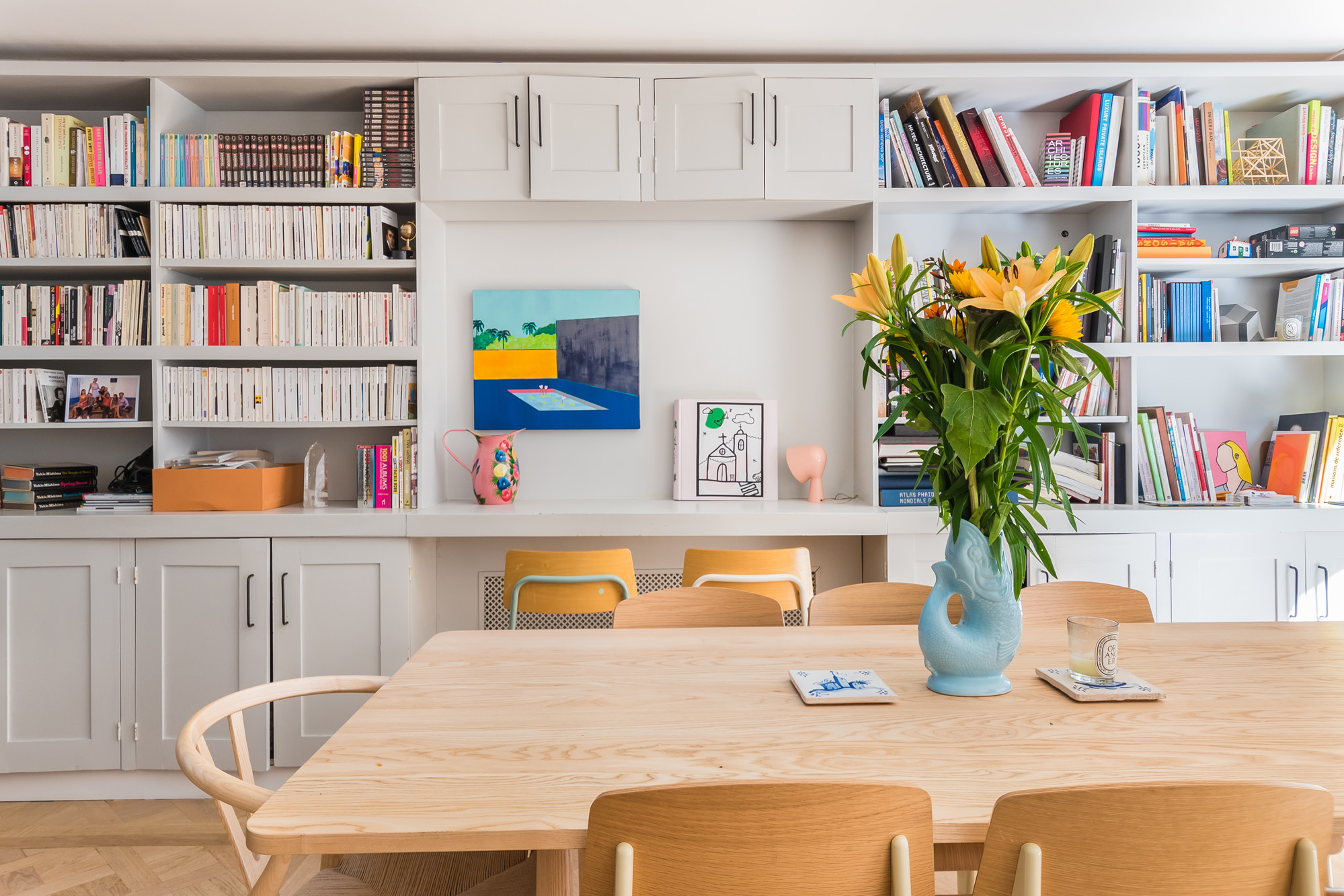 For Sale Alexander Street Notting Hill W2 modern dining table and bookcases