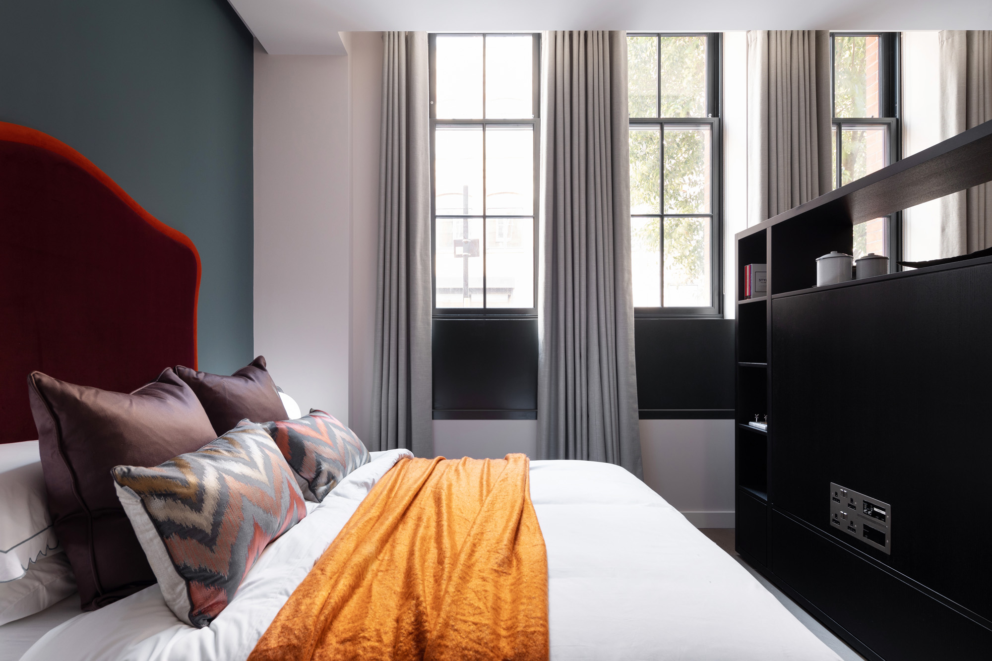 For Sale: Chapter House Chapter House Covent Garden Wc2 luxury studio bedroom apartment