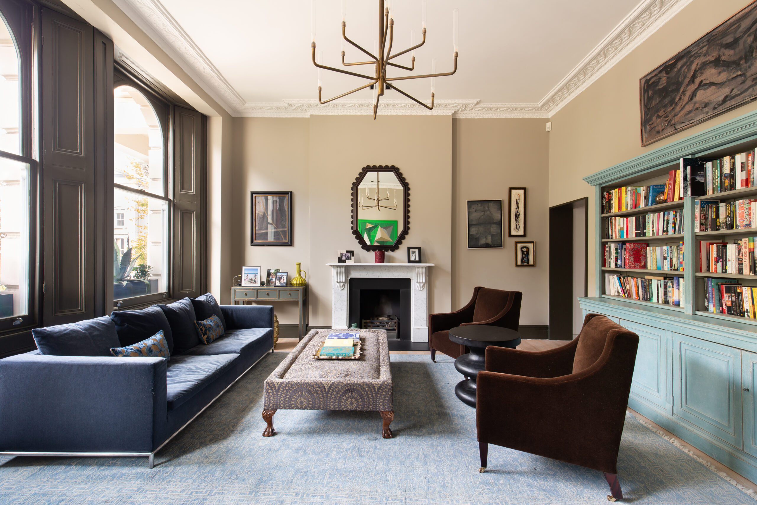 For Sale: Ladbroke Grove Notting Hill W11 heritage reception room with contemporary furniture