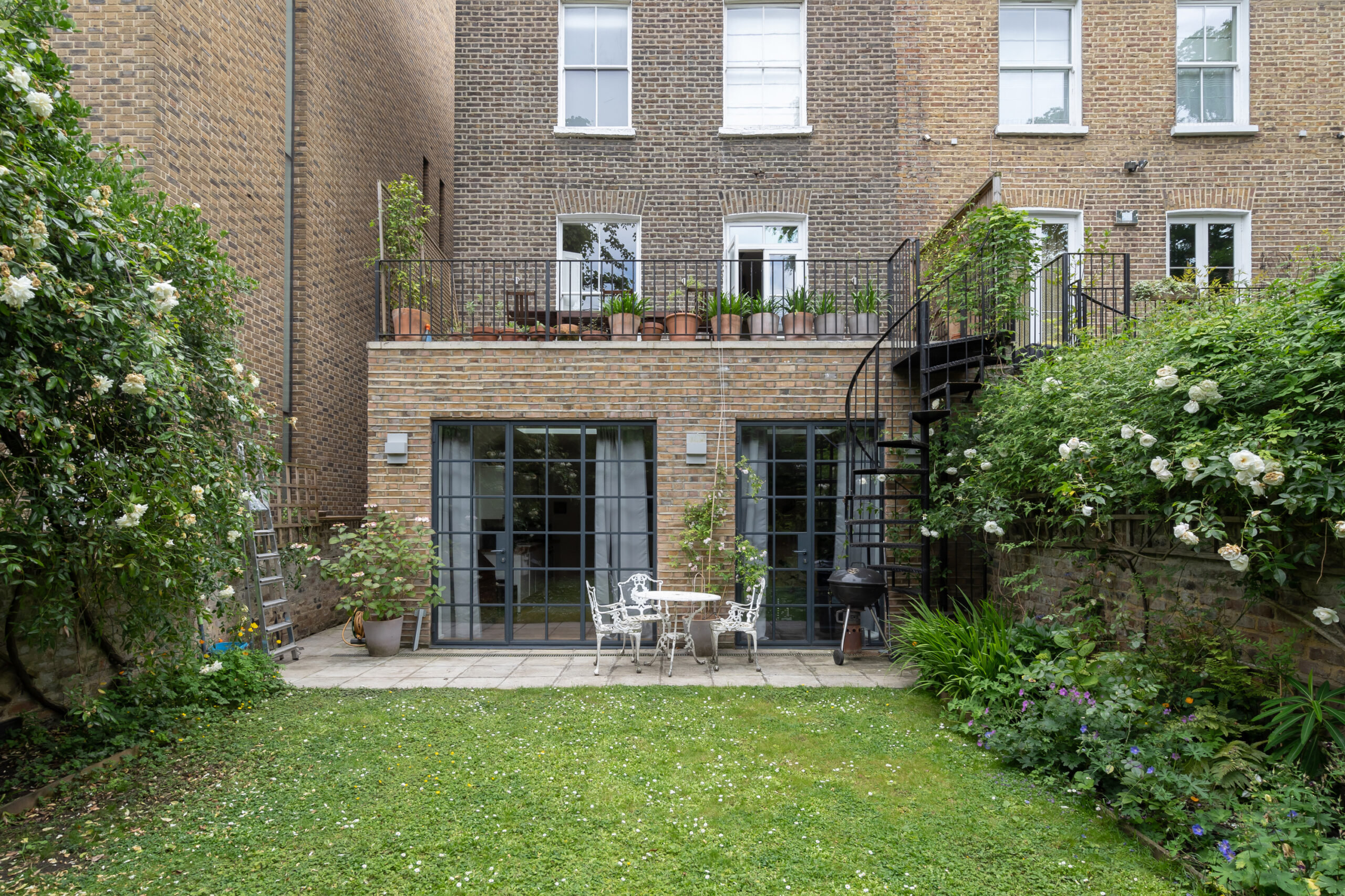 For Sale: Leamington Road villas Notting Hill W11 garden lawn