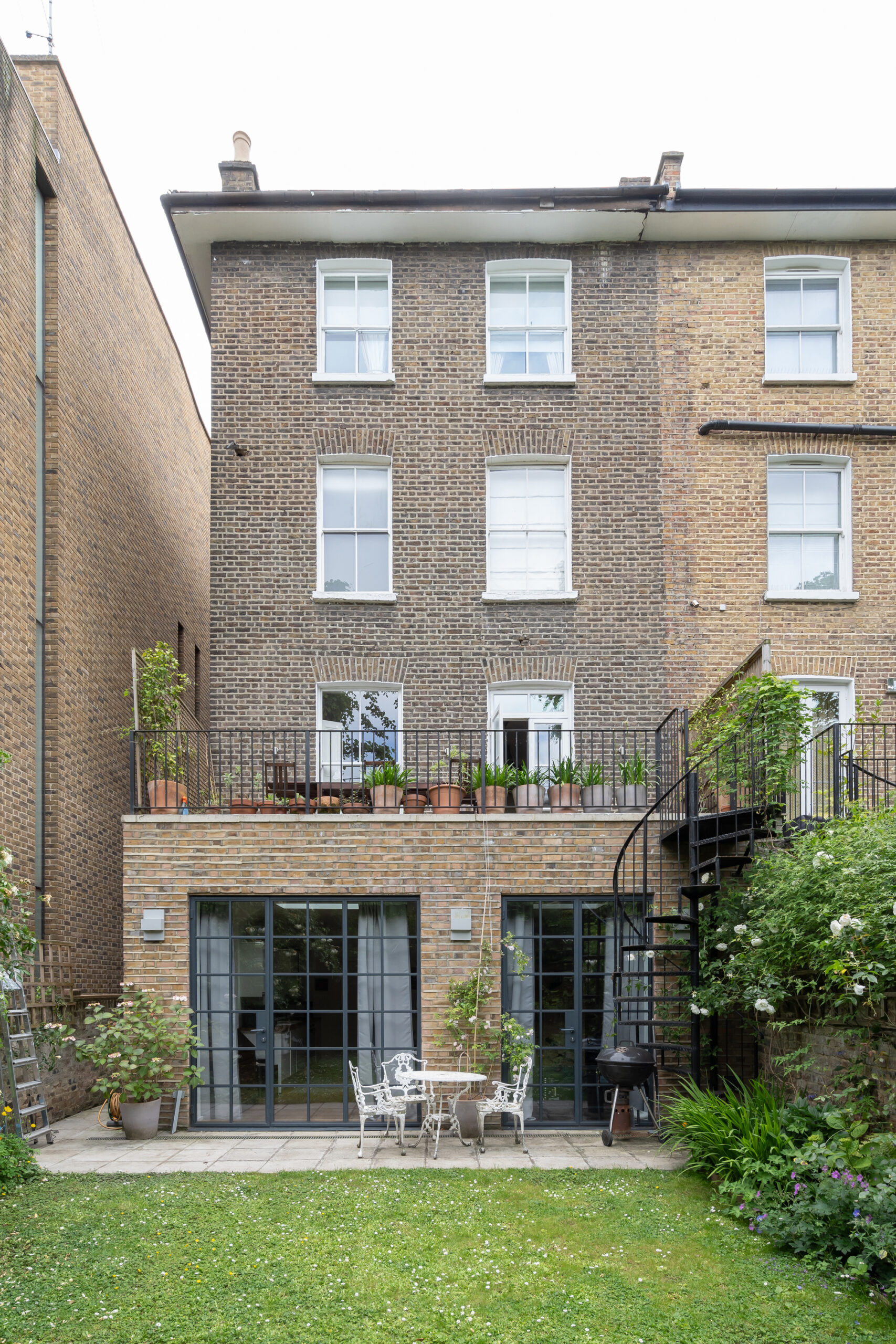 Domus-Nova-London-Property-For-Sale-Leamington-Road-Villas (18)