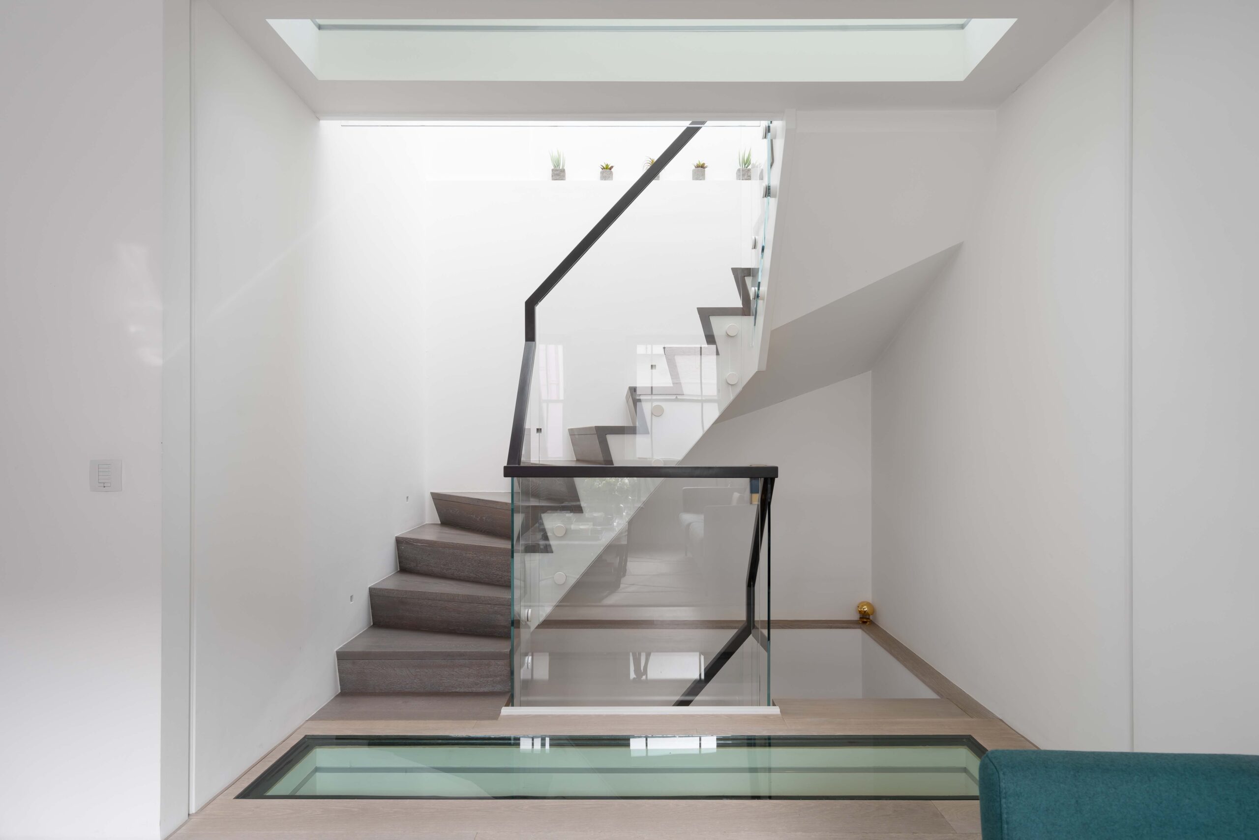 Pembridge Mews Glass Staircase
