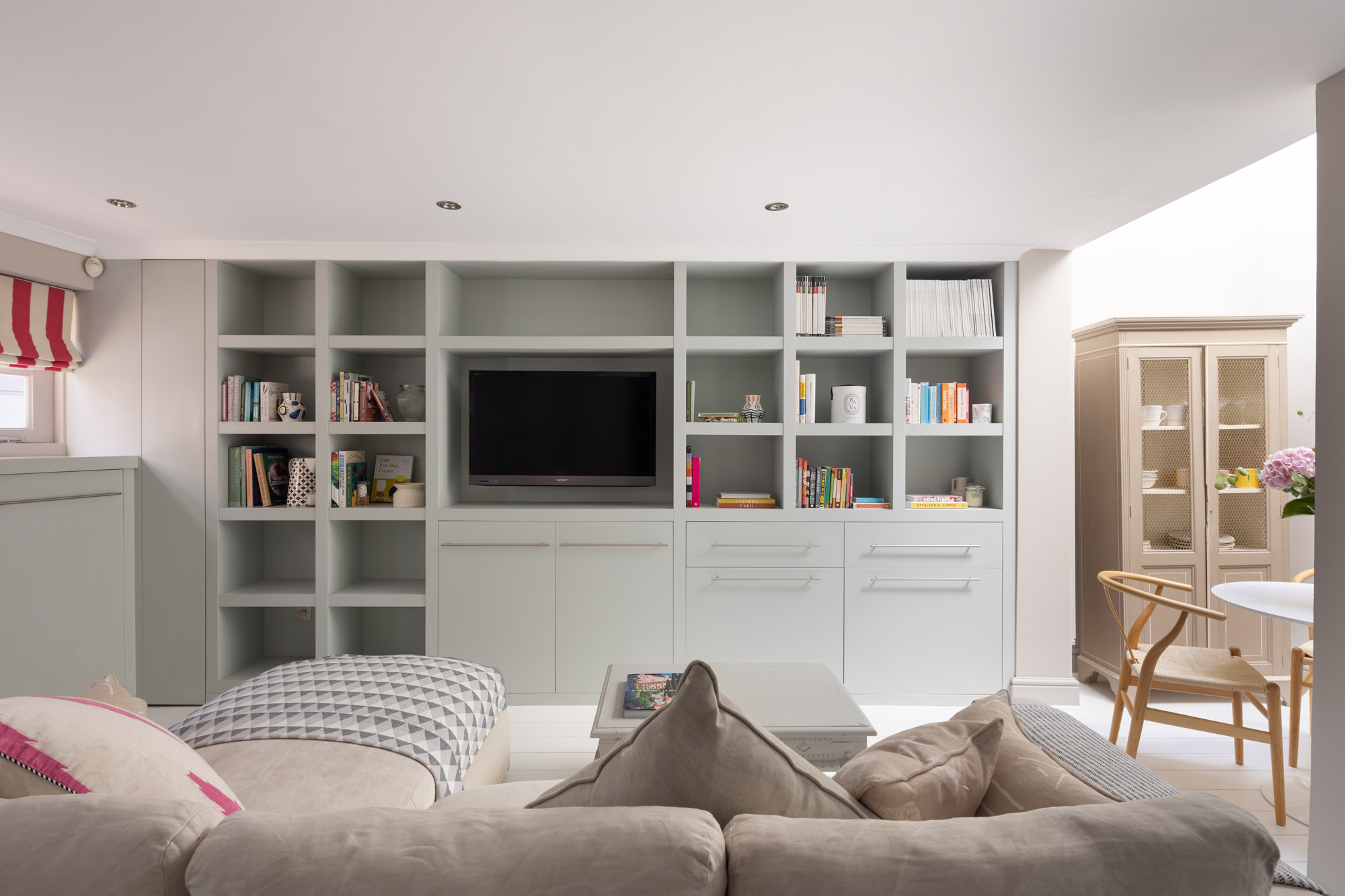 For sale, Pottery Lane London Holland Park W11 open bookcases in minimalist reception room