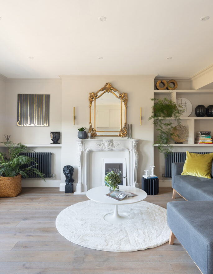 For Sale: St Lawrence Terrace Notting Hill W11 Open-plan reception room with contemporary interior decor