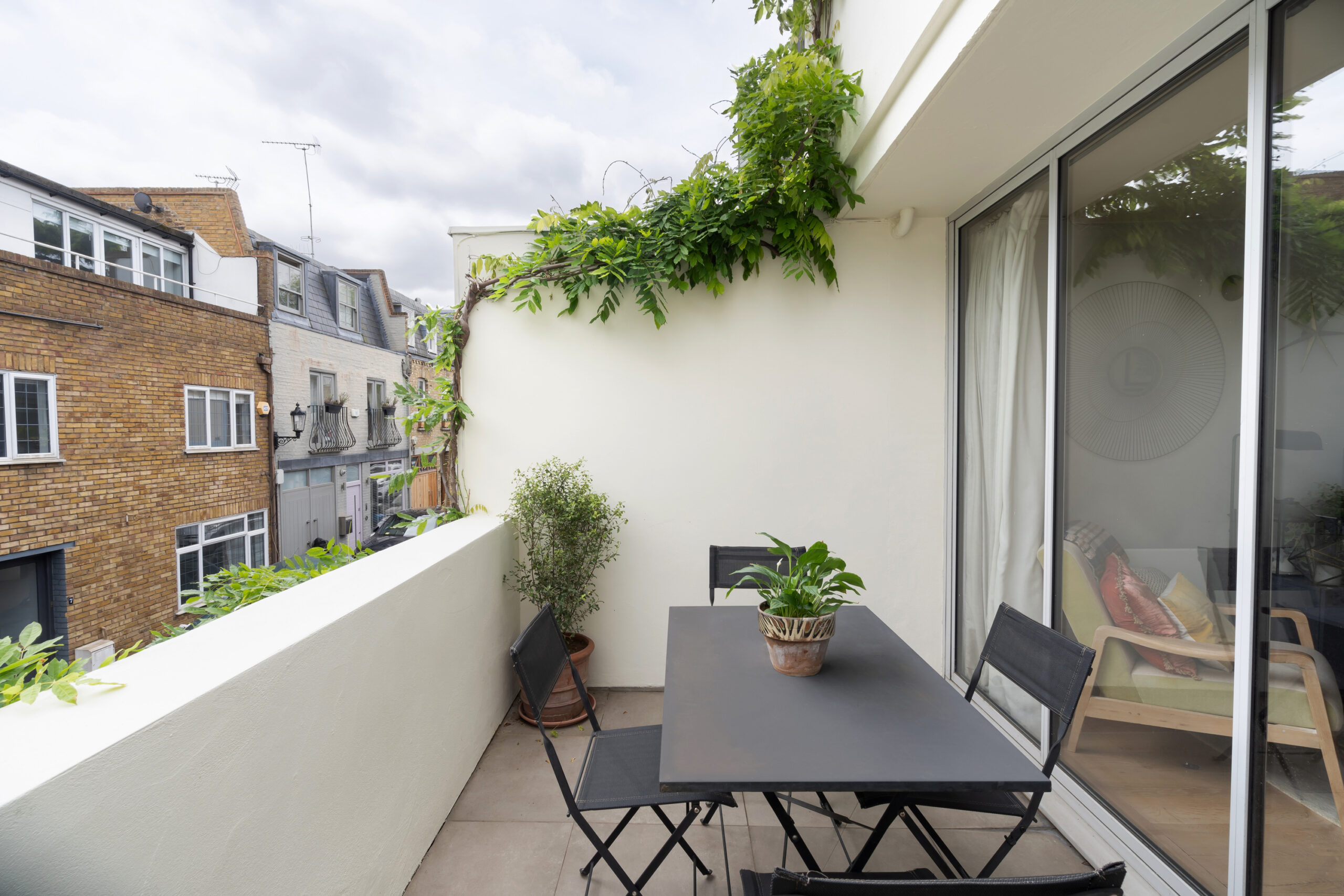 Terrace in Ruston Mews, Notting Hill