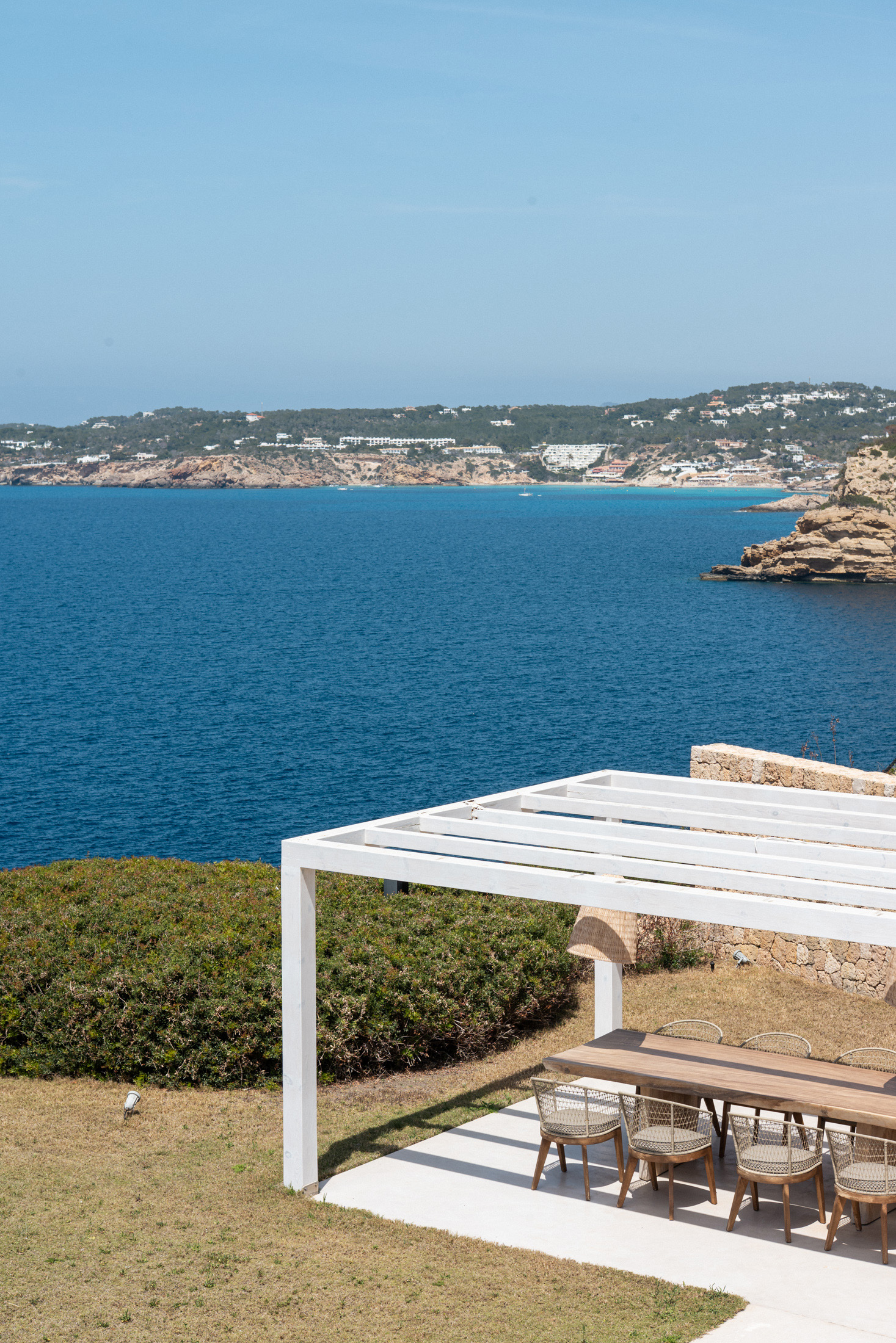 Domus-Nova-Luxury-Villa-For-Sale-South-West-Ibiza-CalodenReal-LR (14)