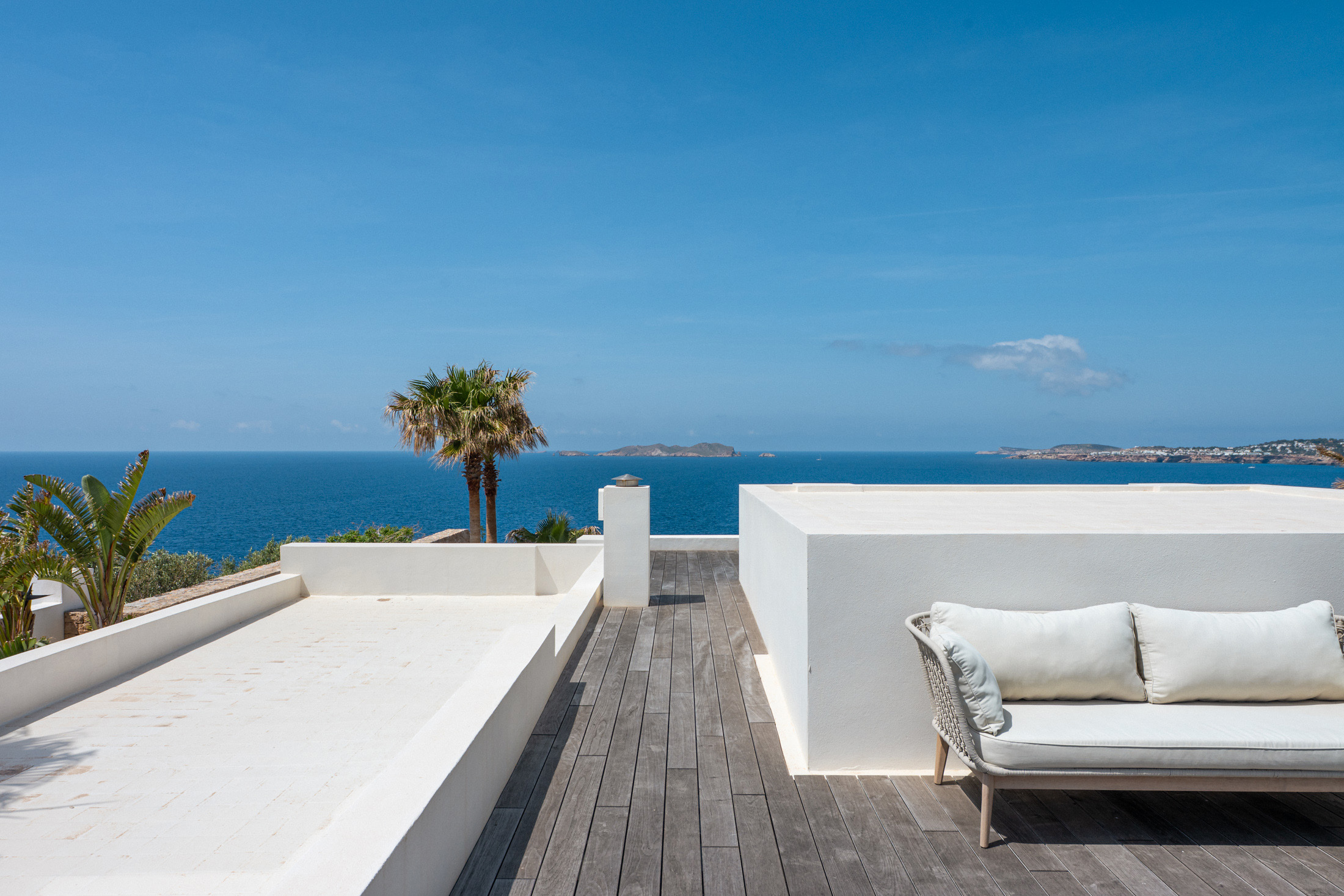 Domus-Nova-Luxury-Villa-For-Sale-South-West-Ibiza-CalodenReal-LR (15)