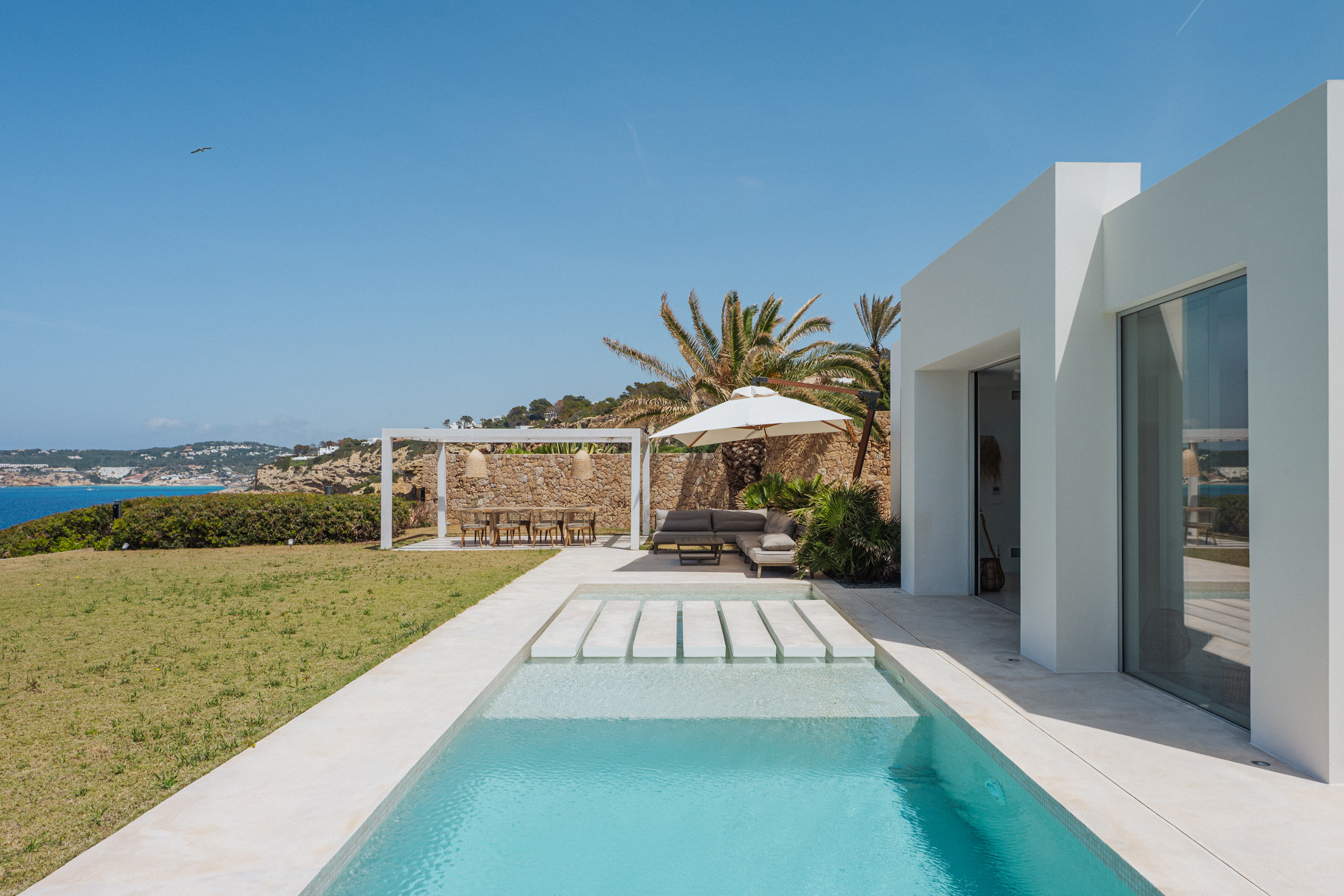 Domus-Nova-Luxury-Villa-For-Sale-South-West-Ibiza-CalodenReal-LR (2)