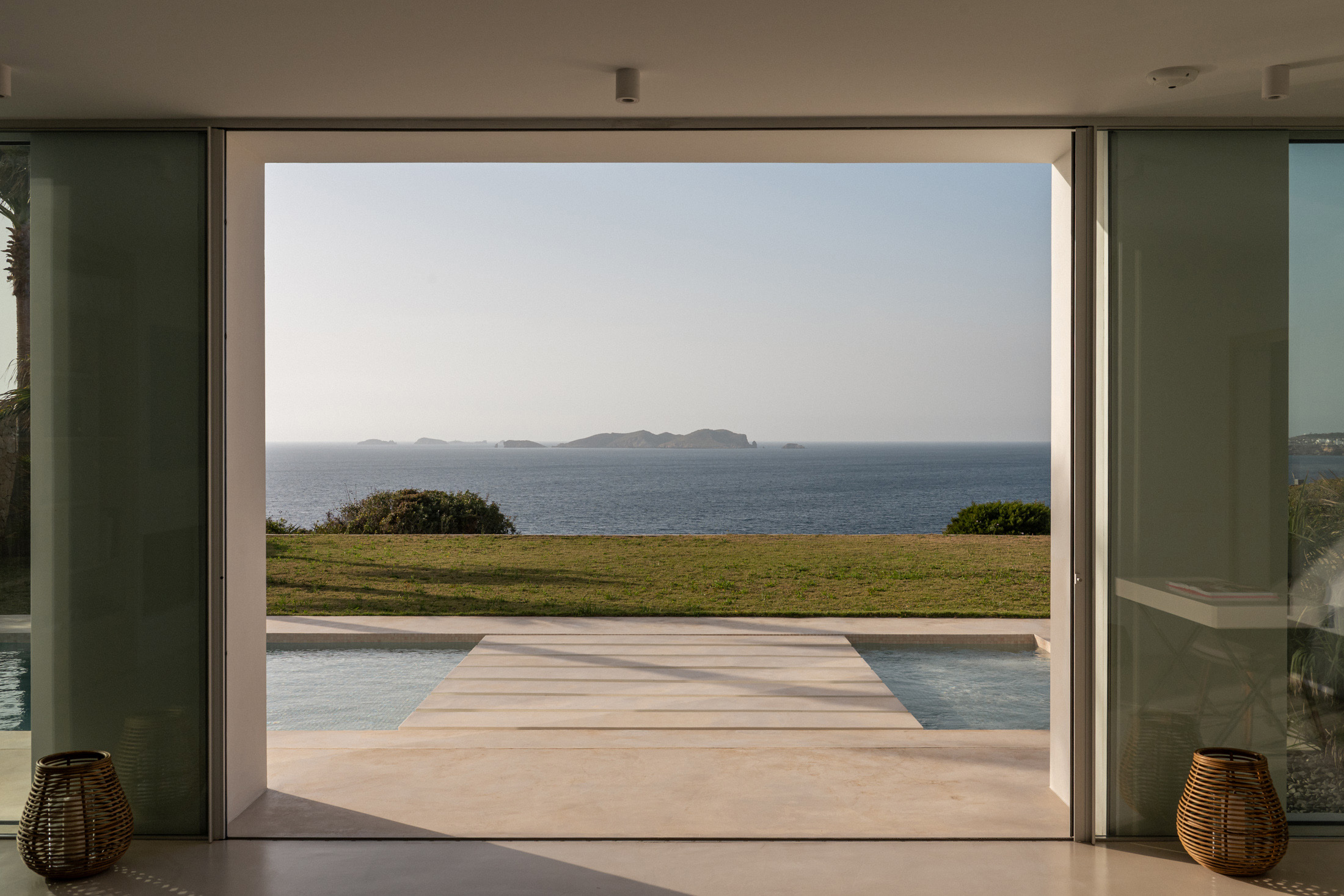 Domus-Nova-Luxury-Villa-For-Sale-South-West-Ibiza-CalodenReal-LR (57)