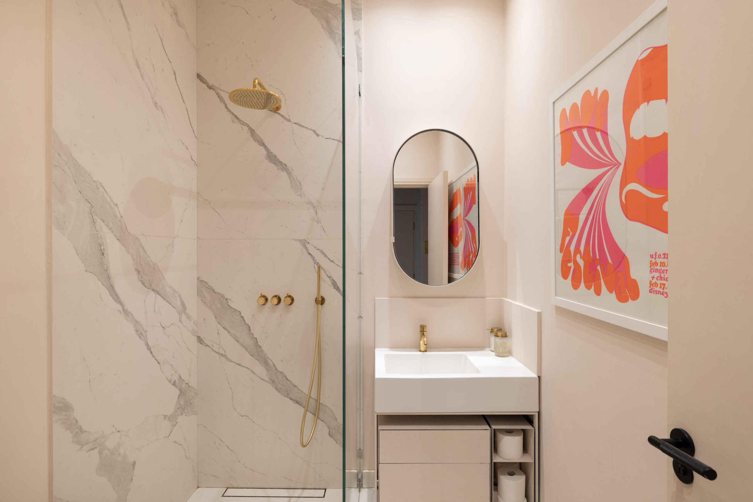 Domus-Nova-Notting-Hill-Apartment-For-Rent-Arundel-Gardens-1_Lo