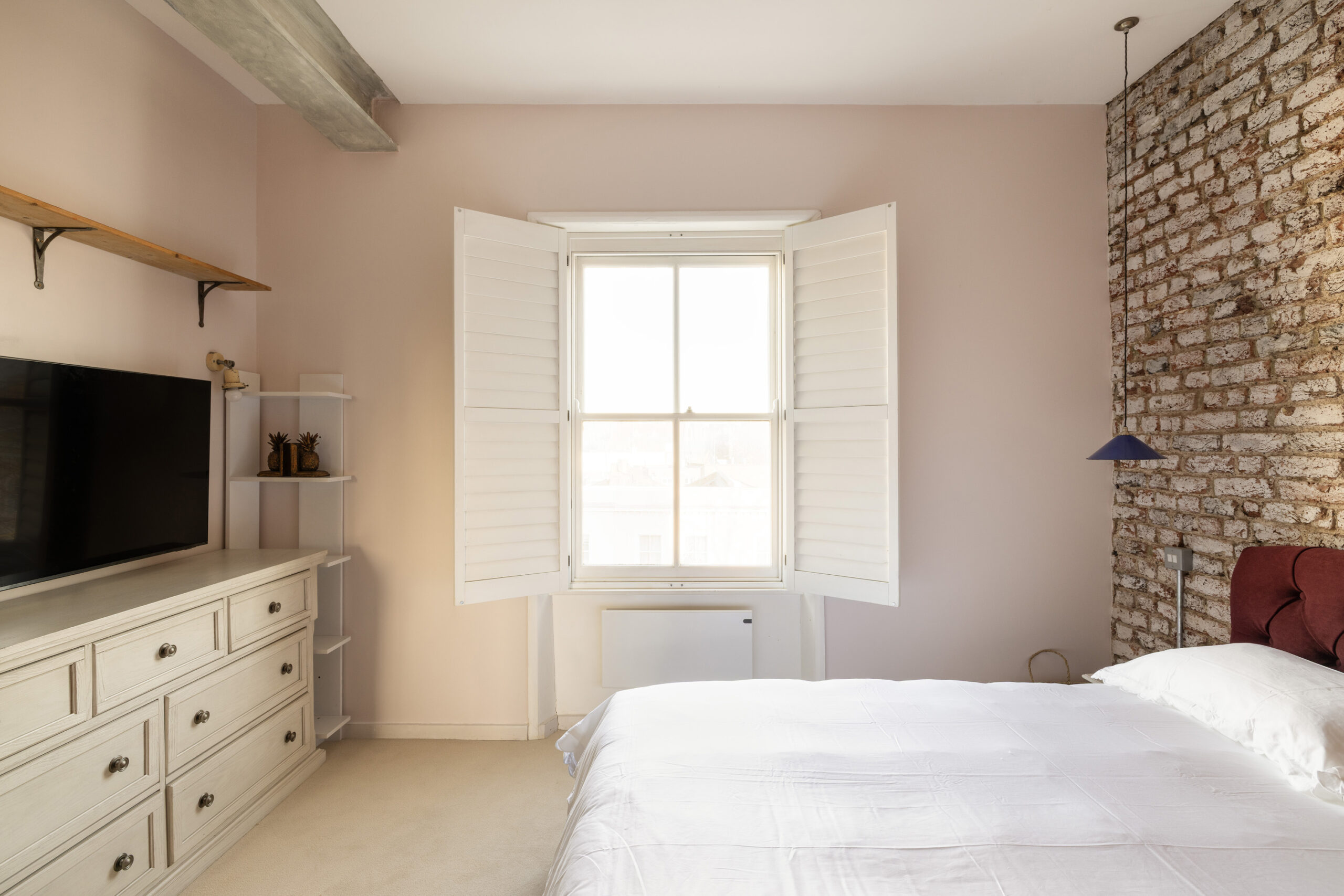 Domus-Nova-Notting-Hill-Apartment-For-Rent-Arundel-Gardens-1_Lo