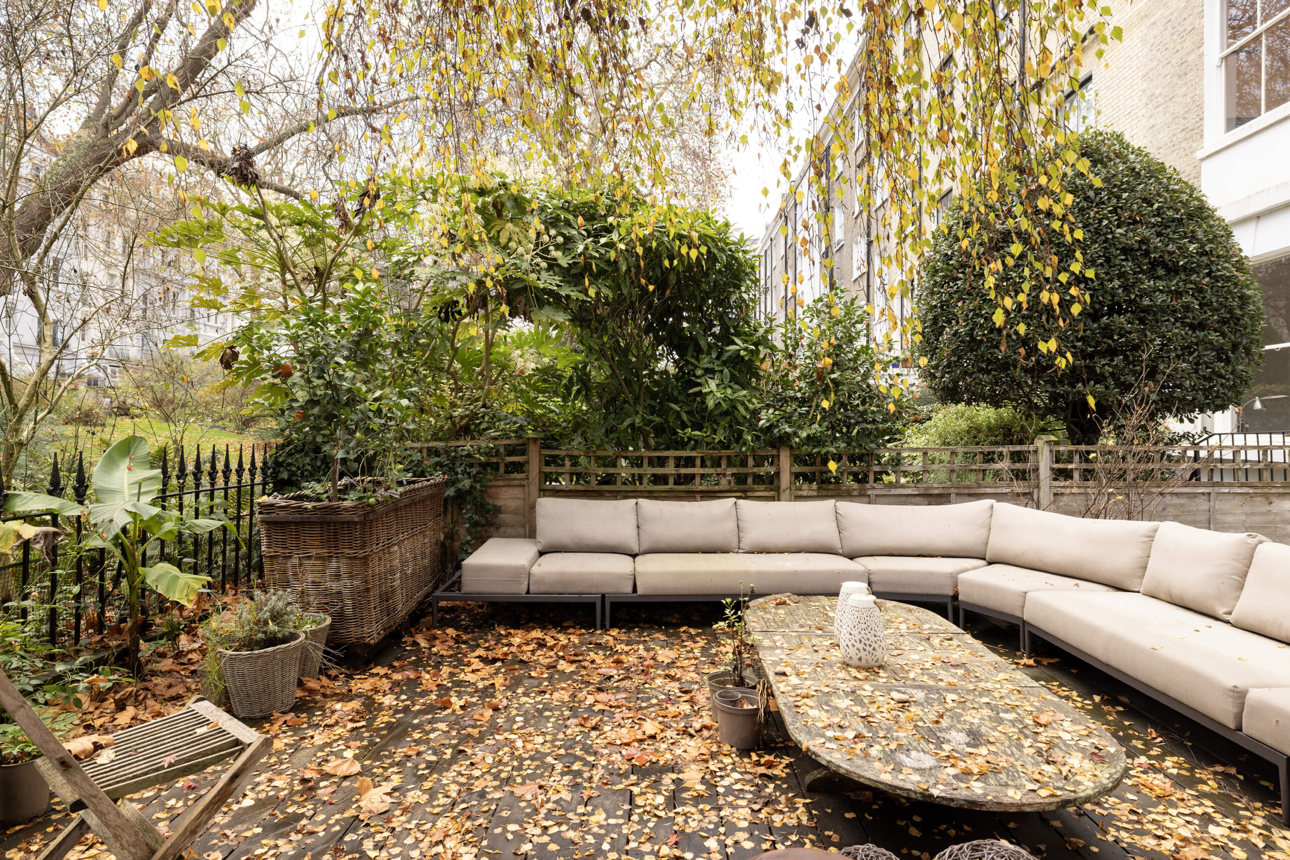 Domus-Nova-Notting-Hill-Apartment-For-Rent-Arundel-Gardens-22_Lo