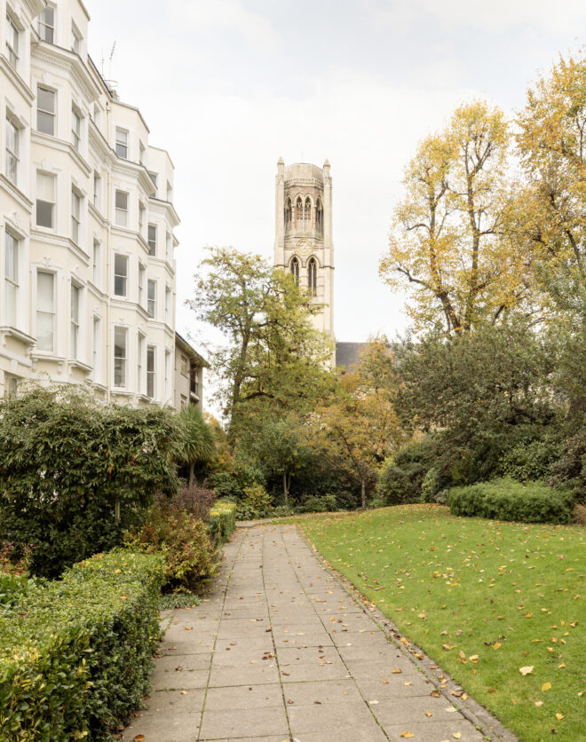 Domus-Nova-Notting-Hill-Apartment-For-Rent-Colville-Gardens-16_Lo