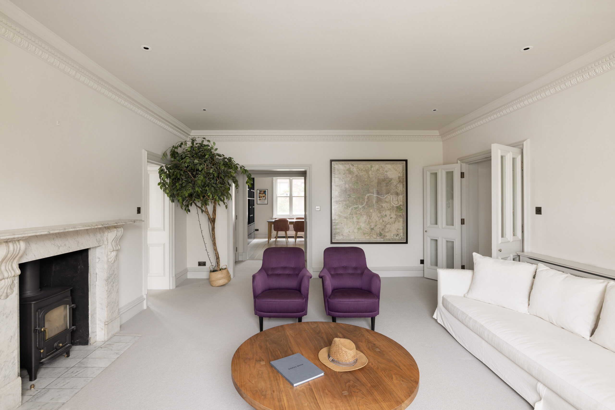 Domus-Nova-Notting-Hill-Apartment-For-Rent-Pembridge-Square-8_Lo