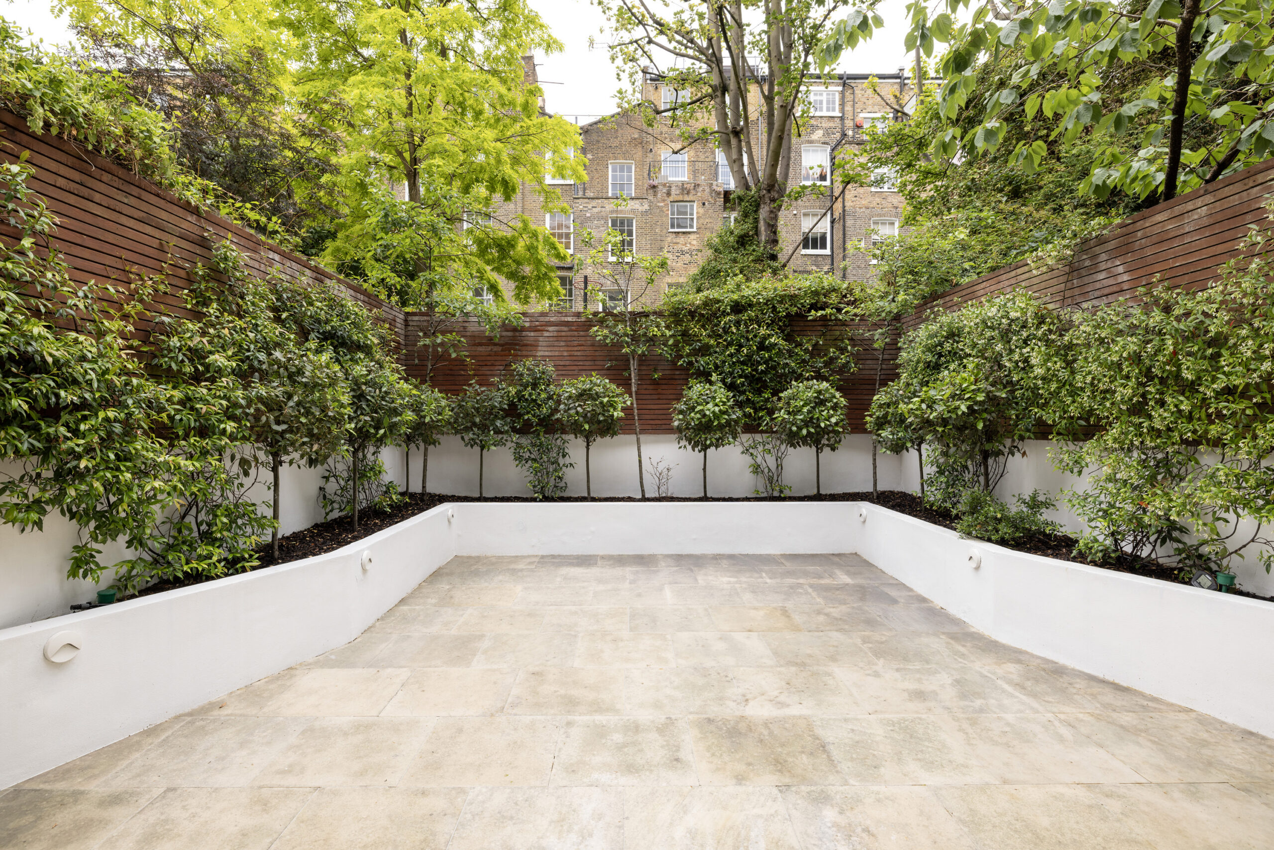 Domus-Nova-Notting-Hill-Apartment-For-Rent-St-Stephens-Gardens-27_Lo