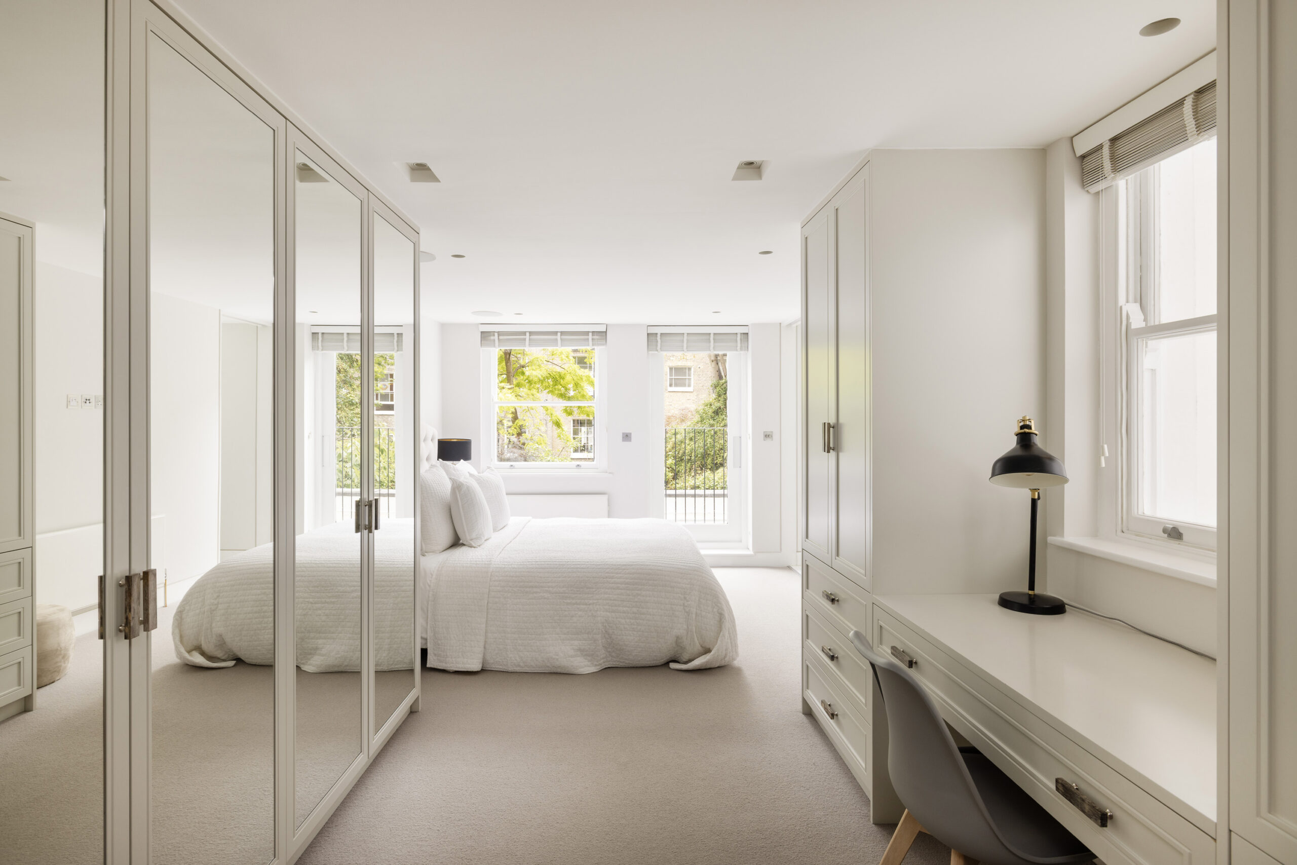 Domus-Nova-Notting-Hill-Apartment-For-Rent-St-Stephens-Gardens-5_Lo