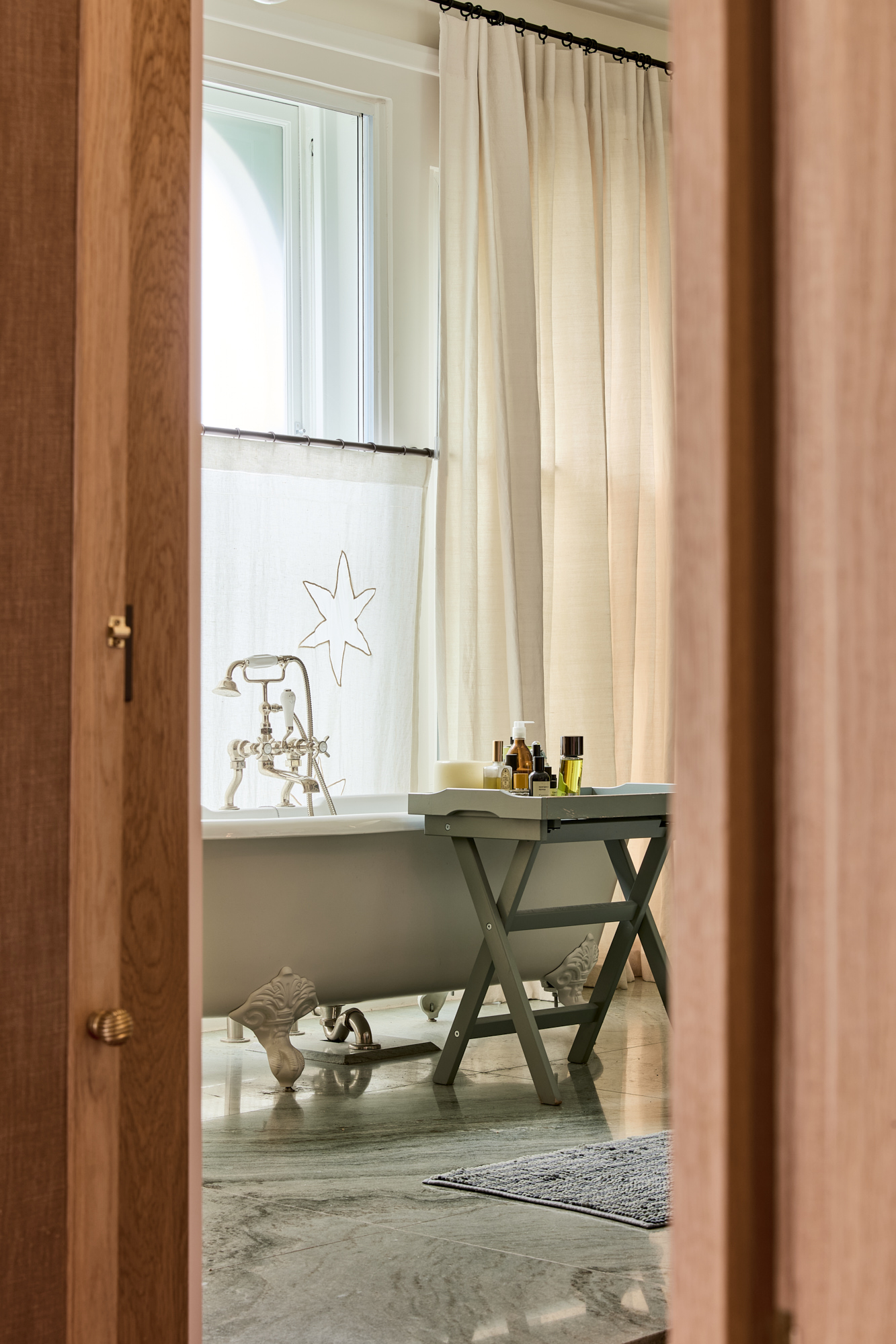 Domus-Nova-Notting-Hill-Apartment-For-Sale-All-Saints-Road (49)