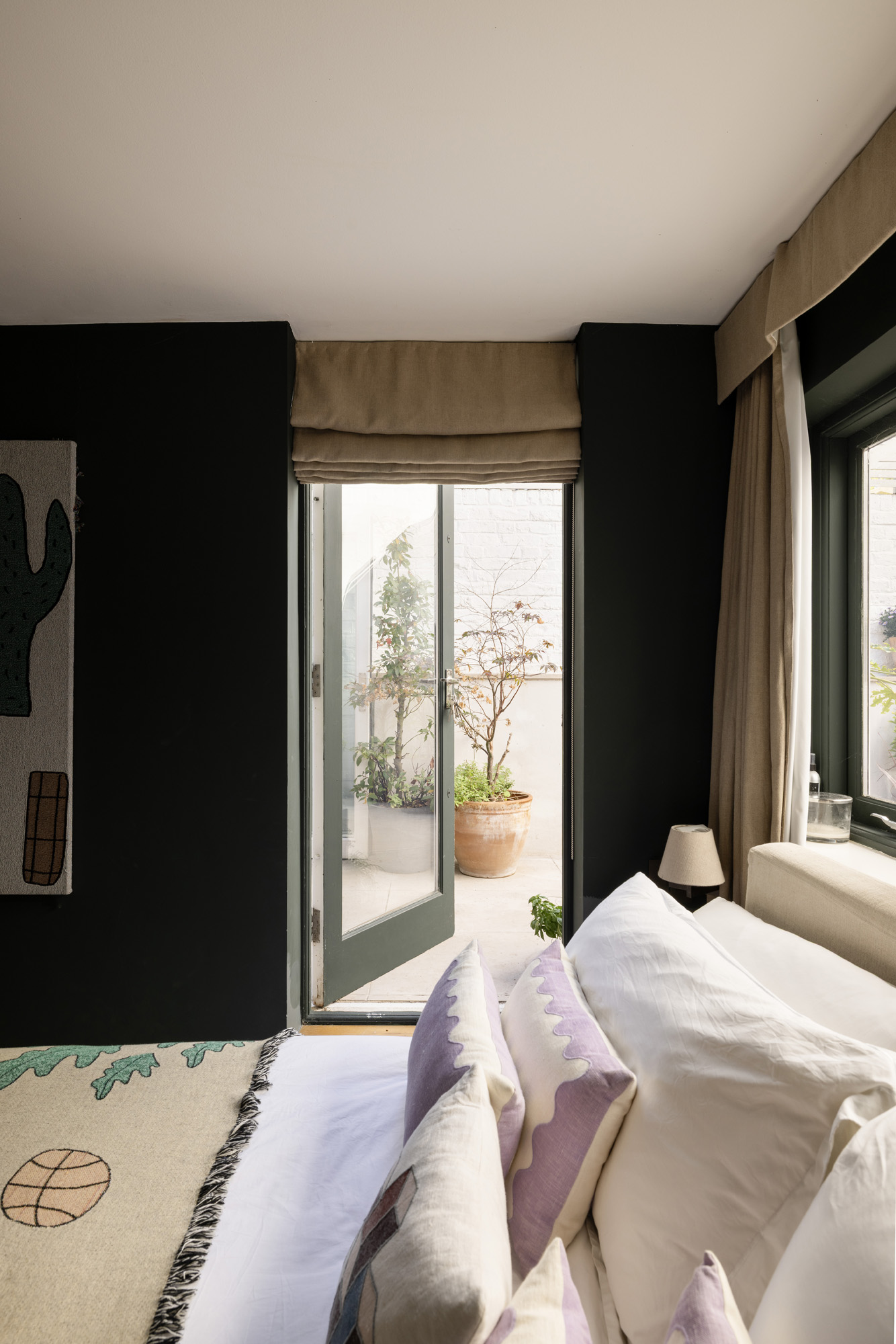 Domus-Nova-Notting-Hill-Apartment-For-Sale-Chesterton-Road-3_Lo
