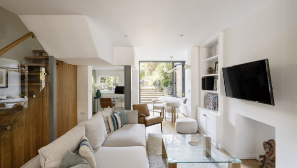 Domus-Nova-Notting-Hill-Apartment-For-Sale-Hereford-Road-1_Lo (12)