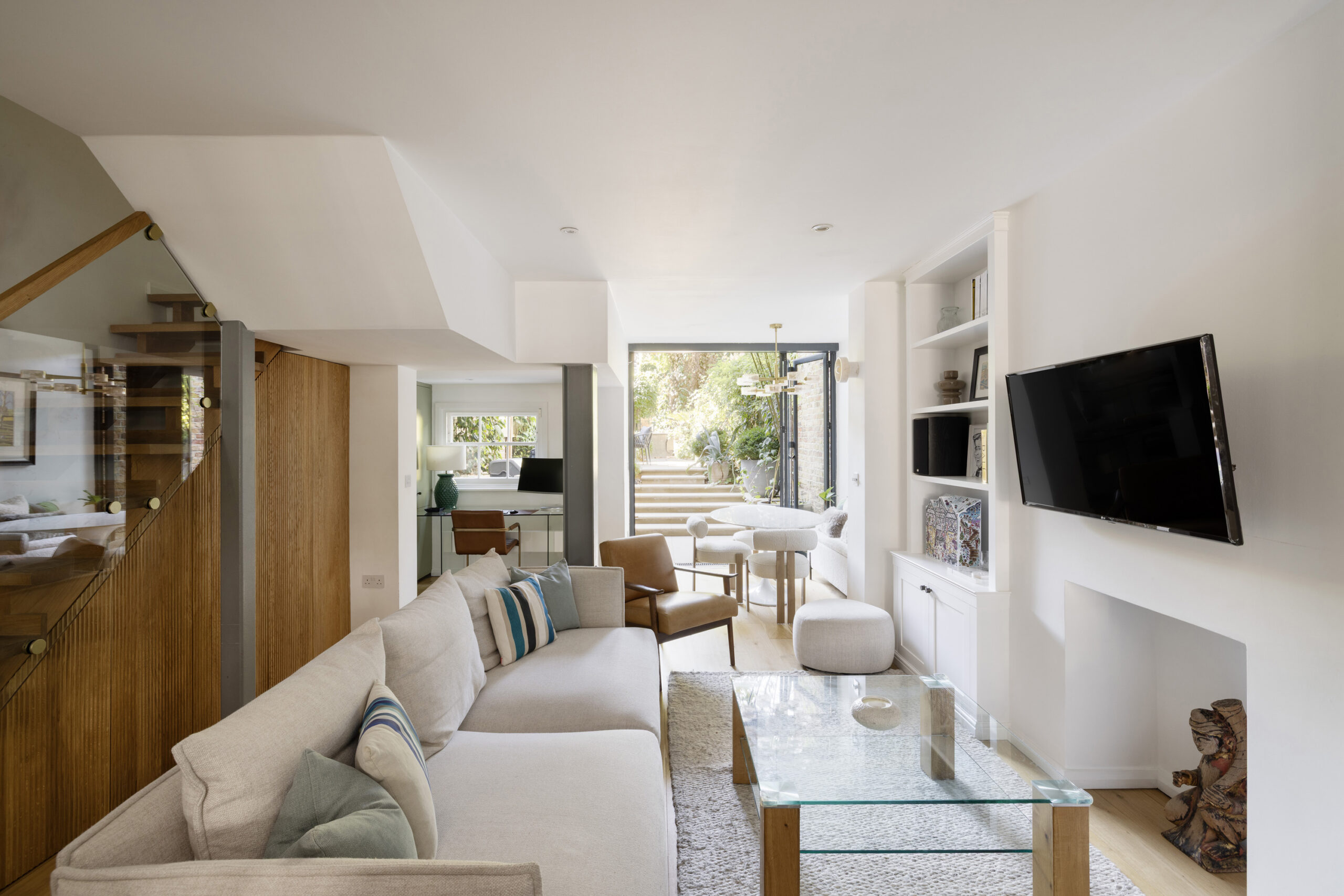 Domus-Nova-Notting-Hill-Apartment-For-Sale-Hereford-Road-1_Lo (12)