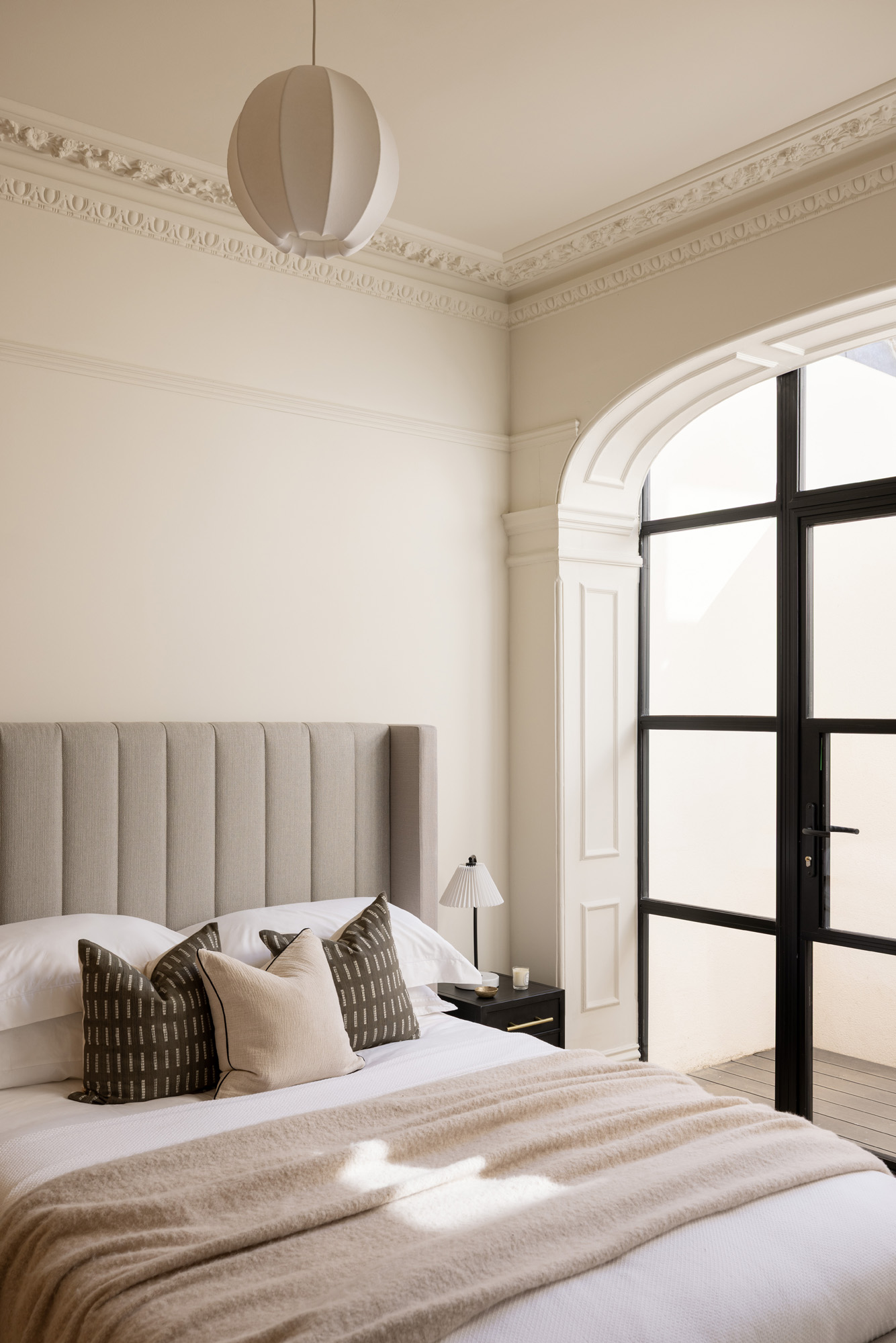 Domus-Nova-Notting-Hill-Apartment-For-Sale-Highlever-Road-19_Lo