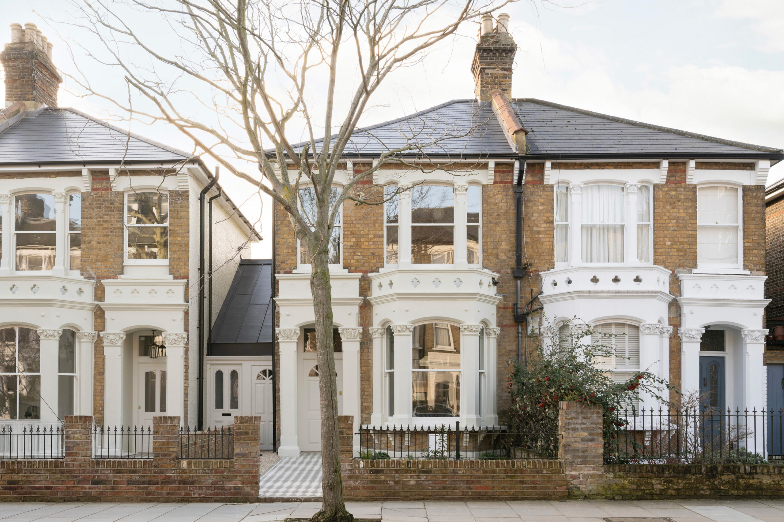 Domus-Nova-Notting-Hill-Apartment-For-Sale-Highlever-Road-1_Lo