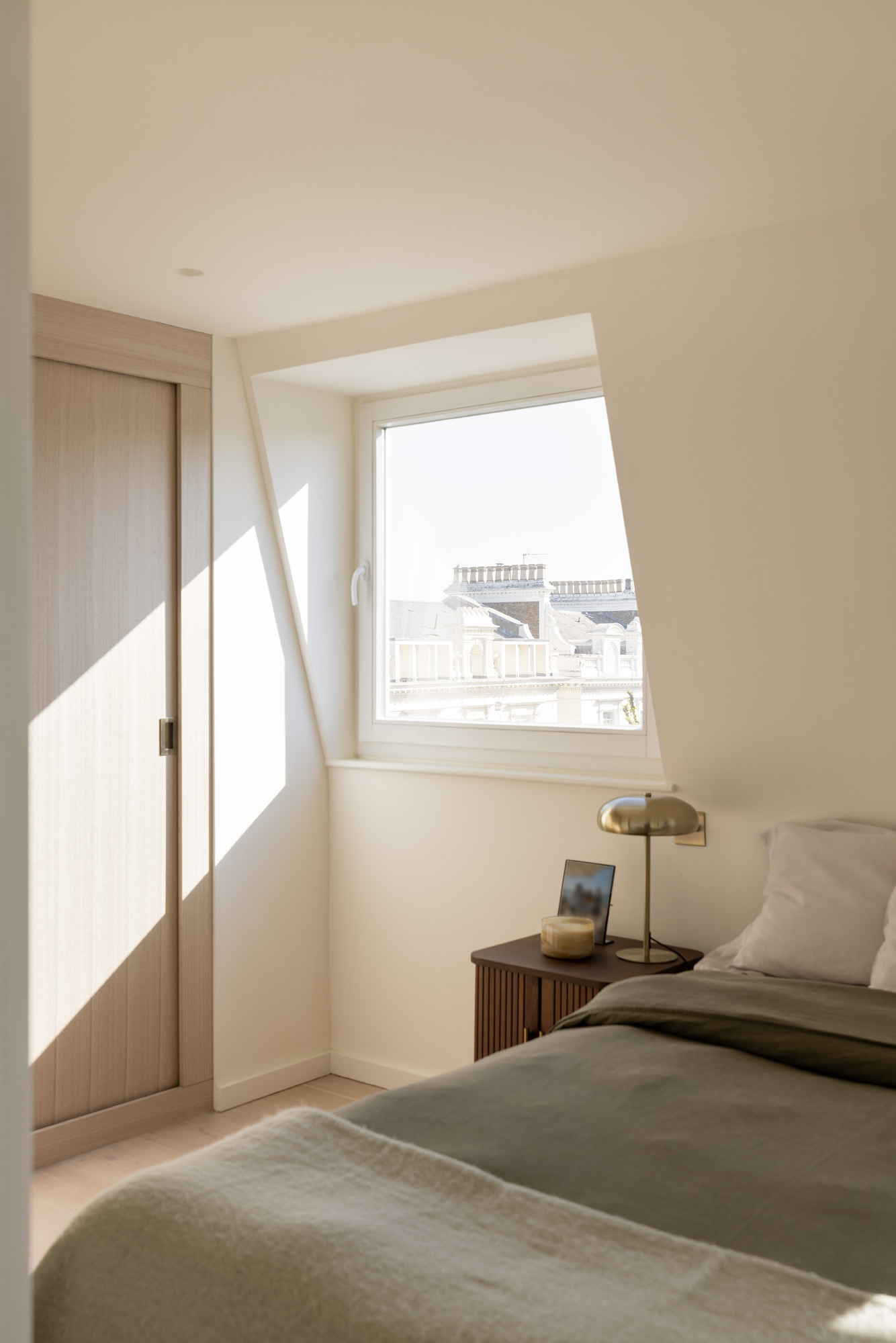 Domus-Nova-Notting-Hill-Apartment-For-Sale-Pembridge-Villas-10_Lo