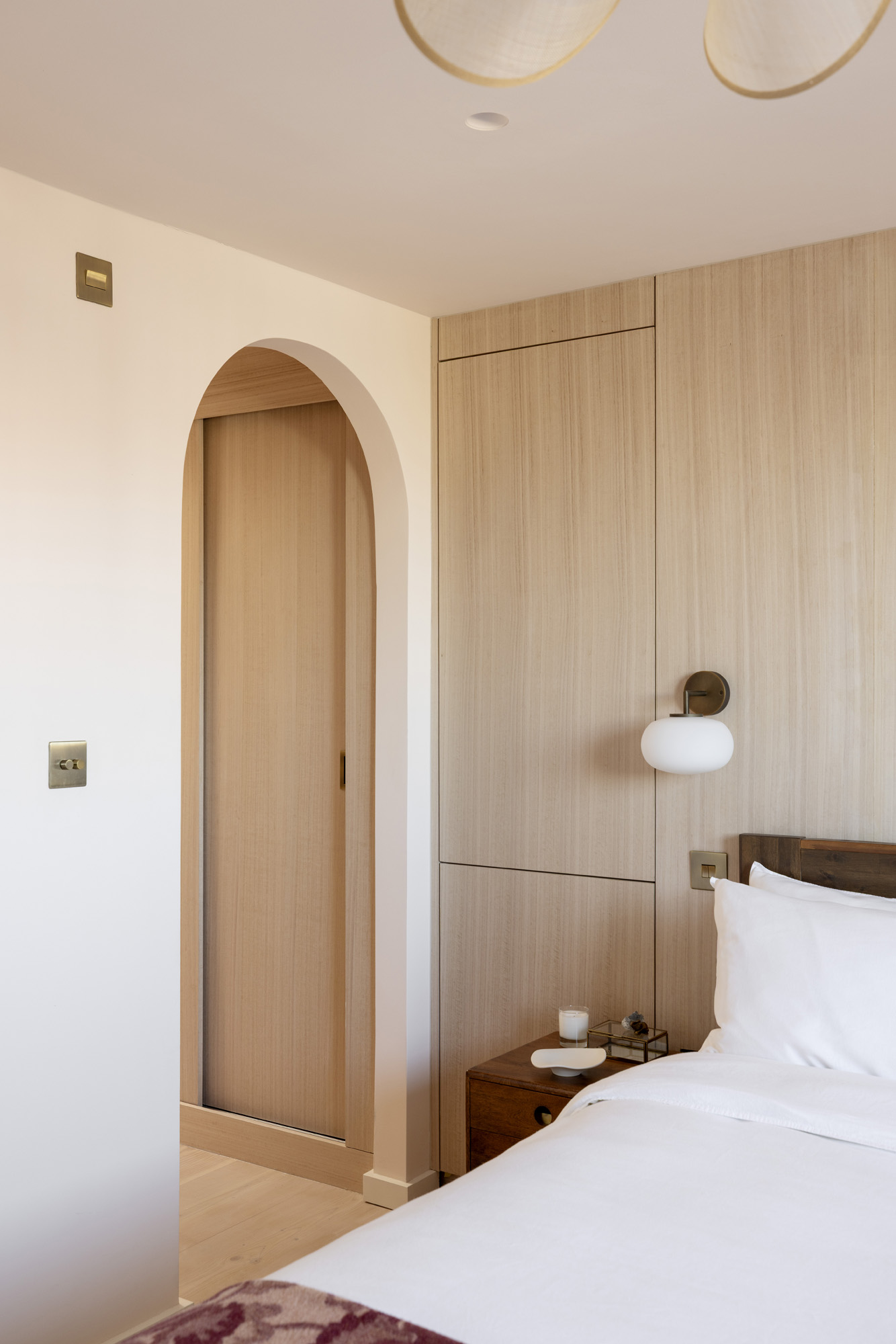 Domus-Nova-Notting-Hill-Apartment-For-Sale-Pembridge-Villas-7_Lo