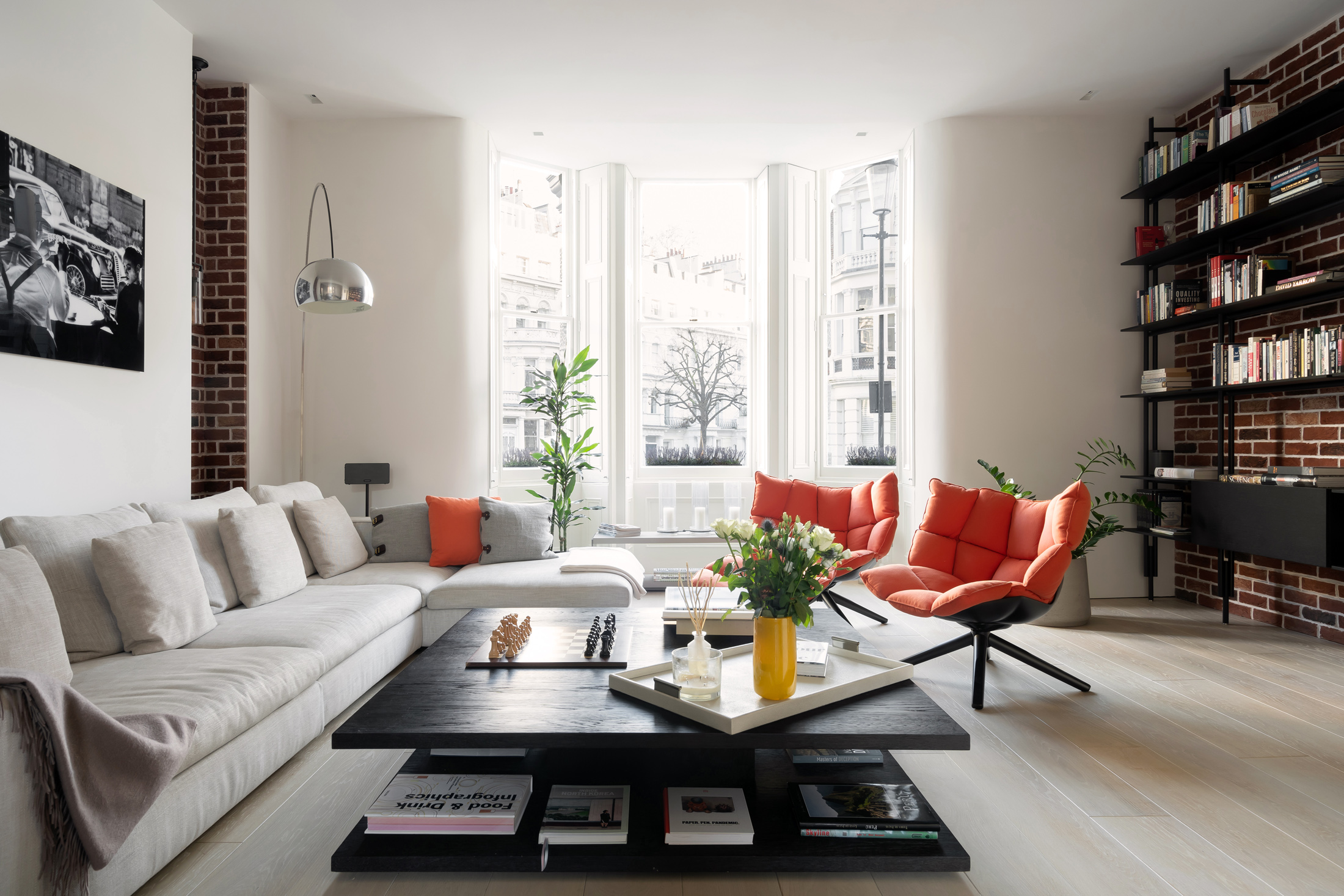 Domus-Nova-Notting-Hill-Flat-For-Sale-Stanley-Crescent (1)