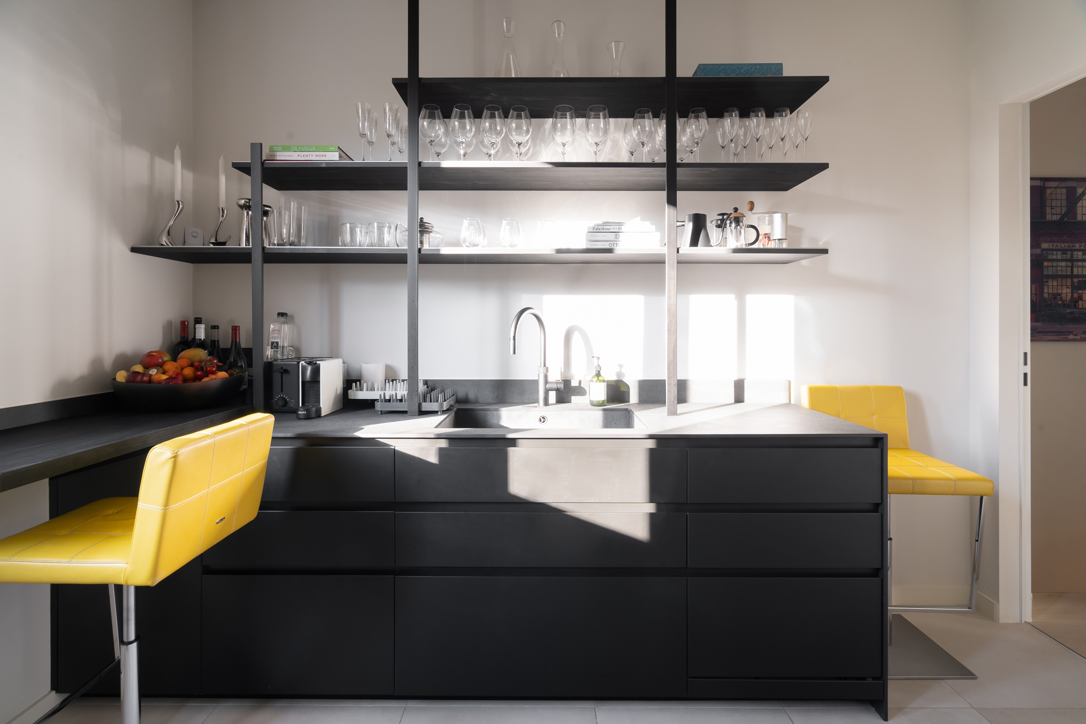 Domus-Nova-Notting-Hill-Flat-For-Sale-Stanley-Crescent (7)