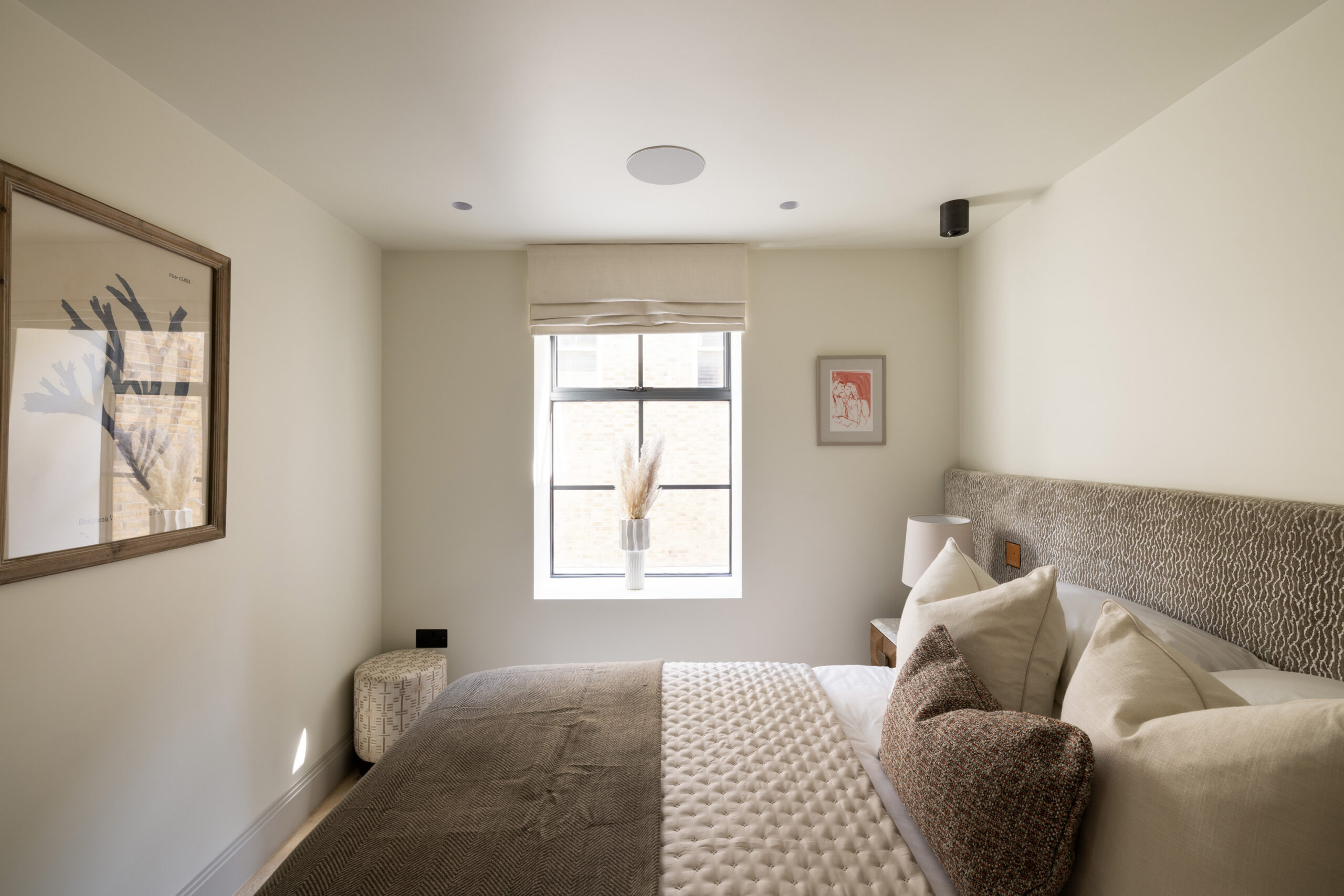 Domus-Nova-Notting-Hill-House-For-Rent-Botts-Mews-16_Lo