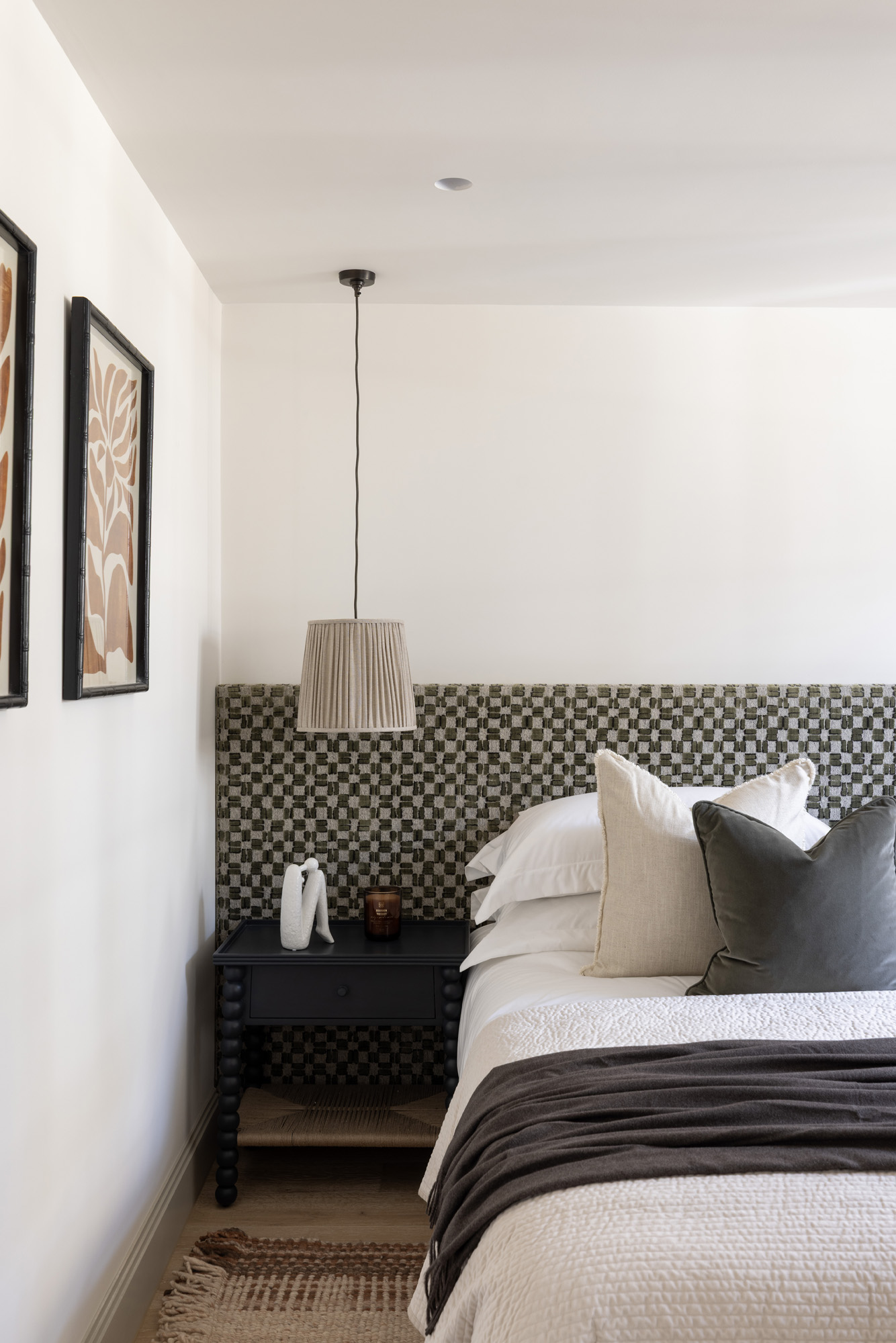 Domus-Nova-Notting-Hill-House-For-Rent-Botts-Mews-18_Lo